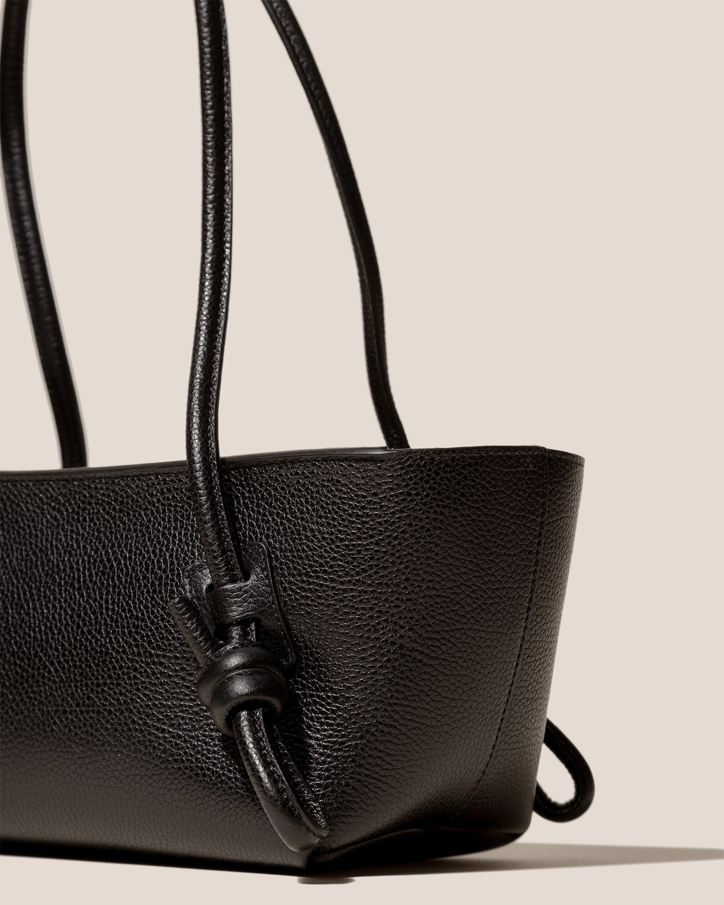 FLECA GRAINY - Knotted-handle Shoulder Bag