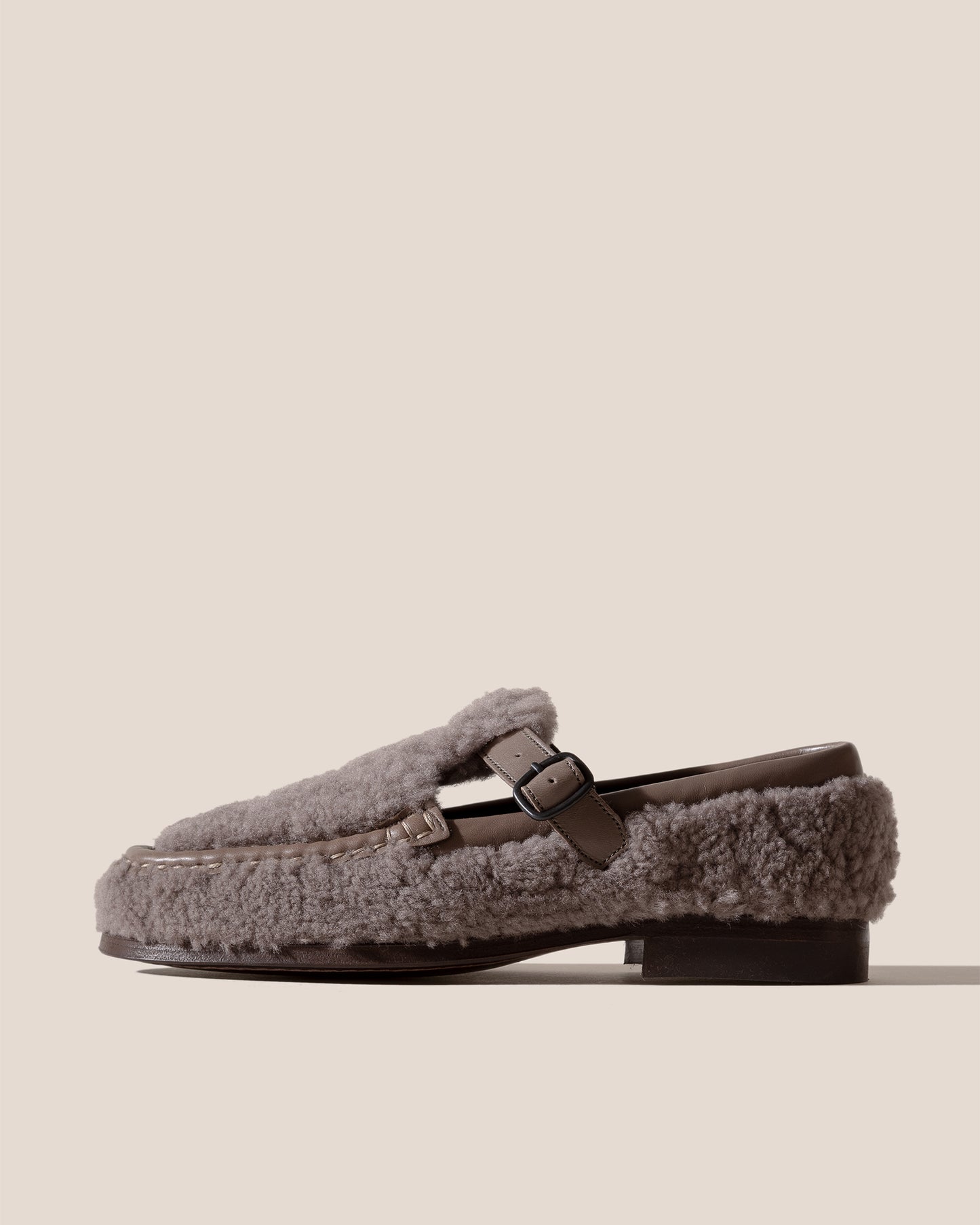 ALBER CURLY SHEARLING - T-bar Loafer