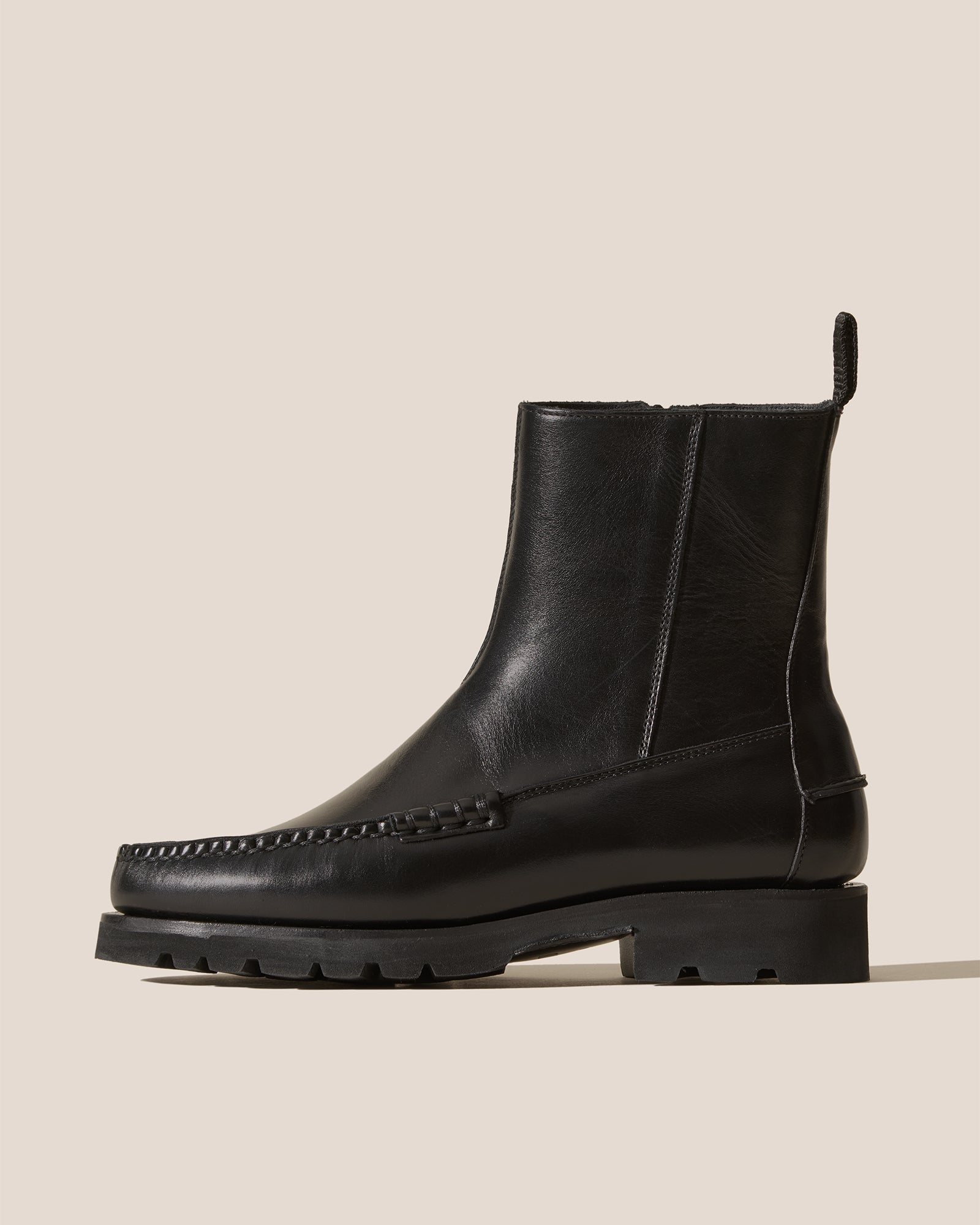 ローリエ ANDREU R SPORT POLISHED - Low-calf Zipped Boot – Hereu Studio