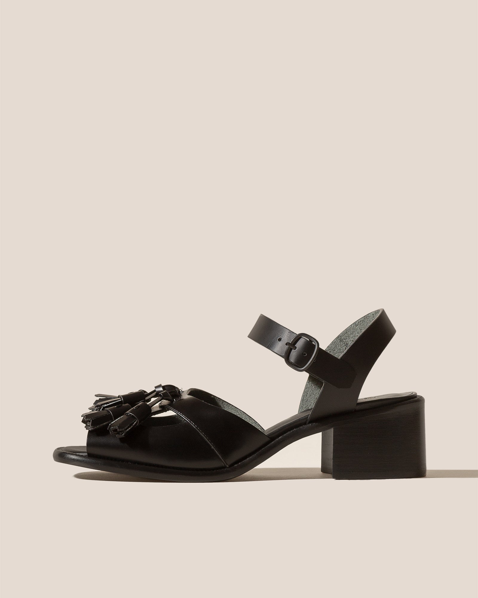 【HEREU】BOQUERIA HEELED Open-Toe Tasseled Sandal BOQUERIA HEELED - Open-Toe Tasseled Sandal – Hereu Studio