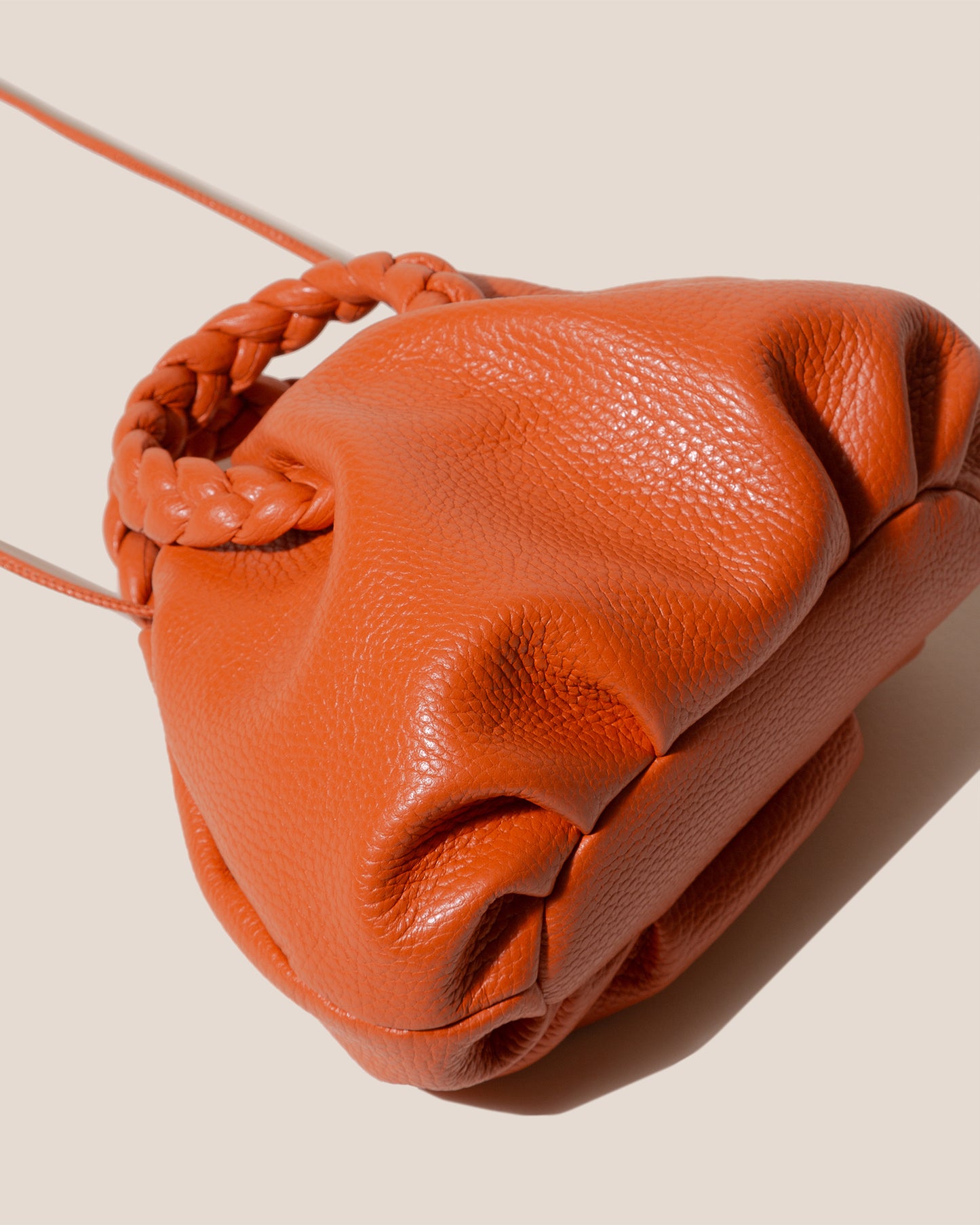 BOMBON GRAINY - Plaited-handle Leather Handbag