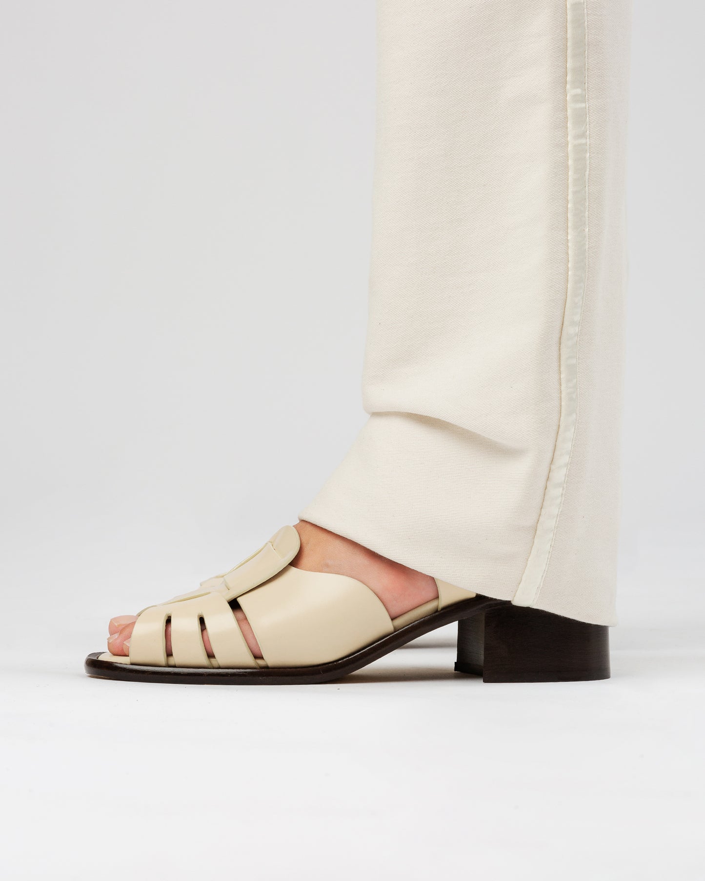ANCORA SQUARED HEELED - Open-Toe Fisherman Sandal