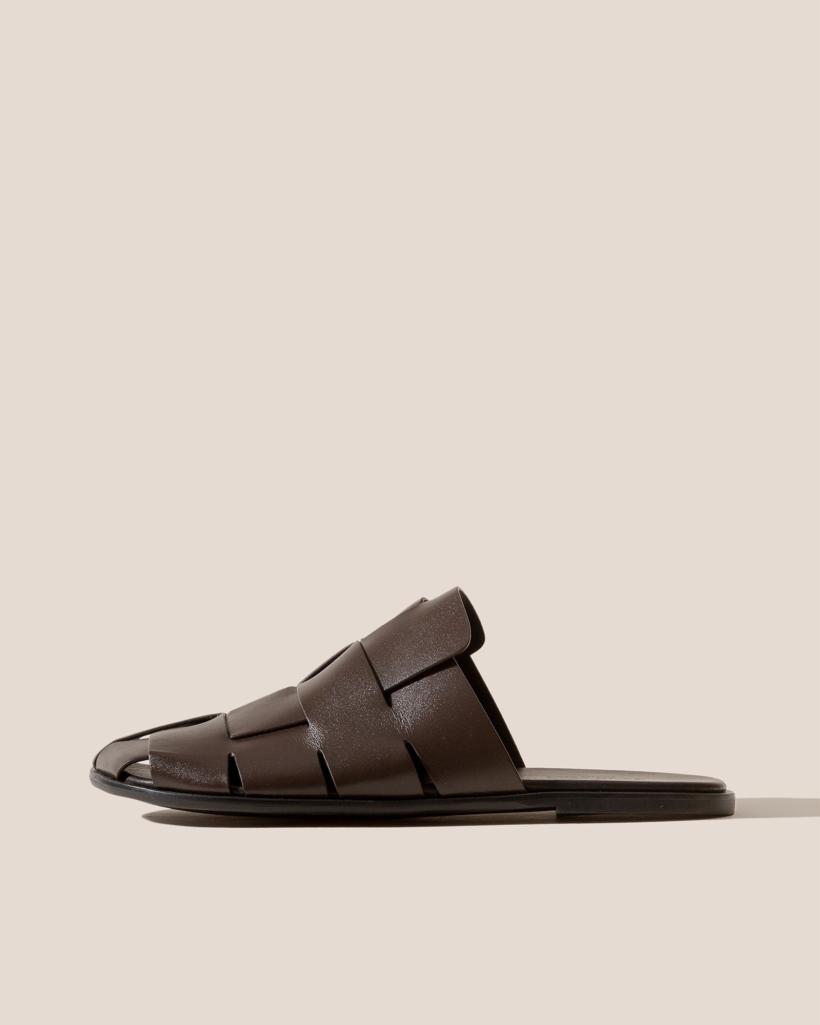 DIRA SLIM - Men's Interwoven Mule – Hereu Studio