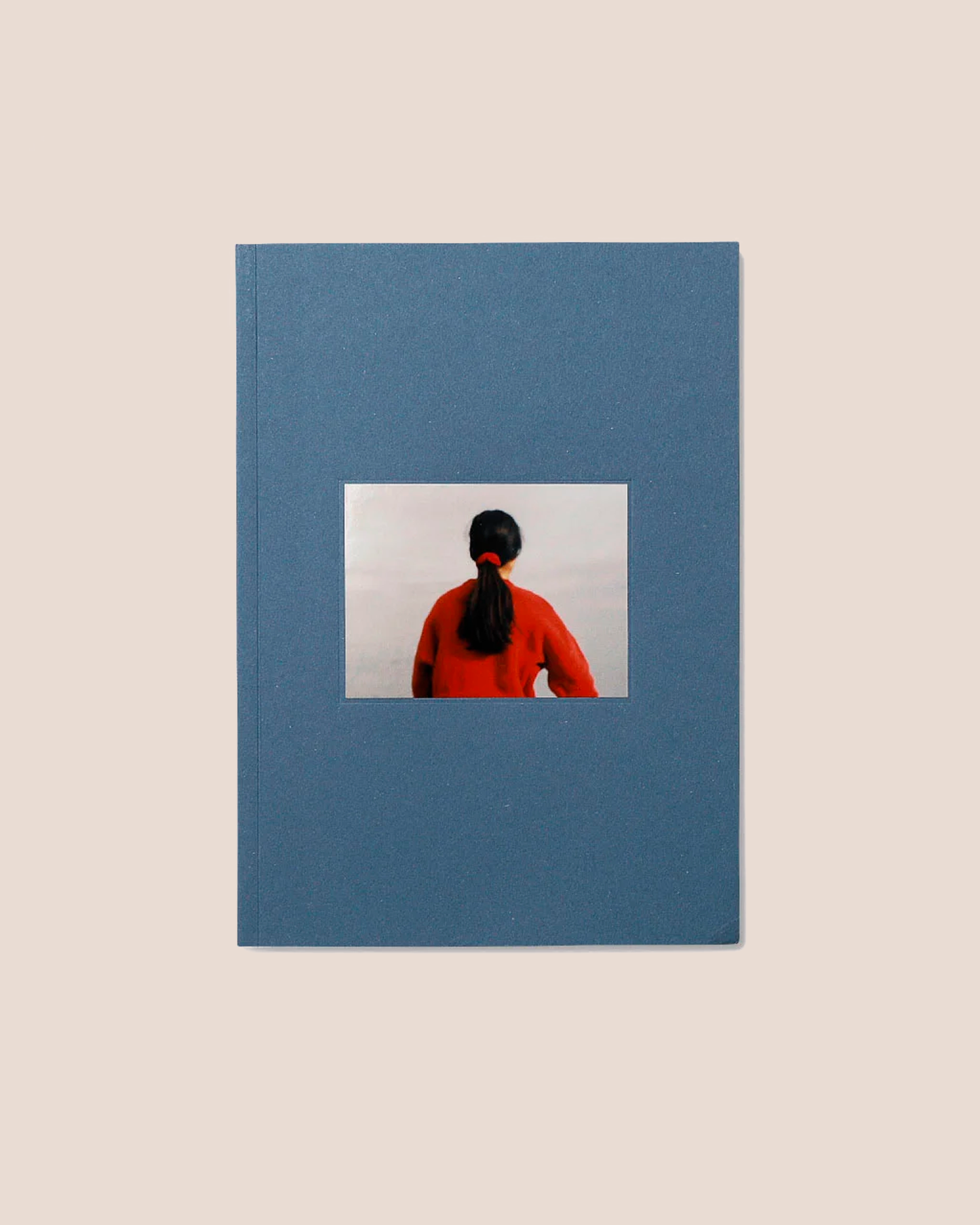 ESTE MAR - Nia Delfau Book