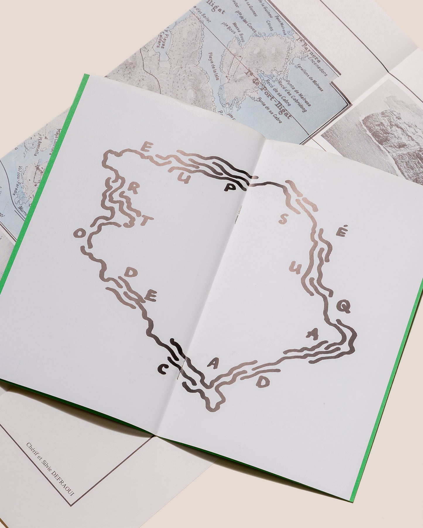 PUERTO DE CADAQUÉS - Chérif and Silvie Defraoui Book