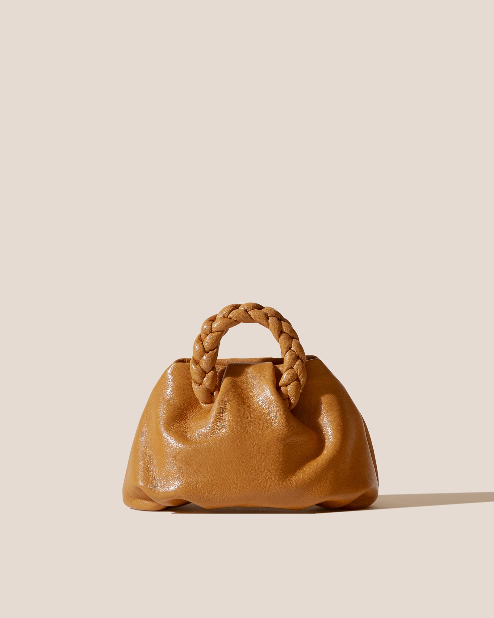 【HEREU】ベージュ ミディアム Bombon ラフィア バッグ、人気 BOMBON M RAFFIA - Medium Plaited-handle Raffia Handbag