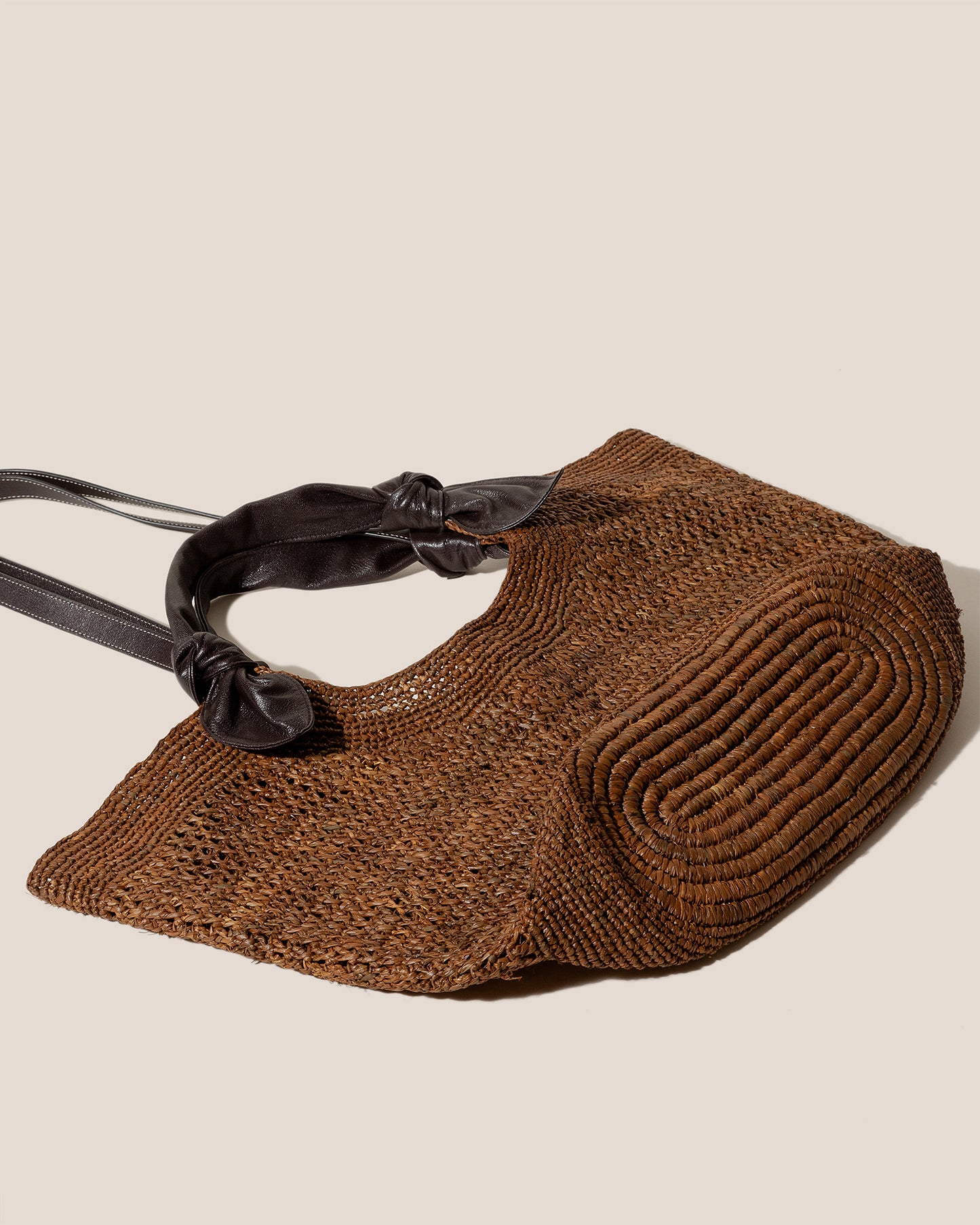 FONOL L RAFFIA - Crocheted Raffia Basket