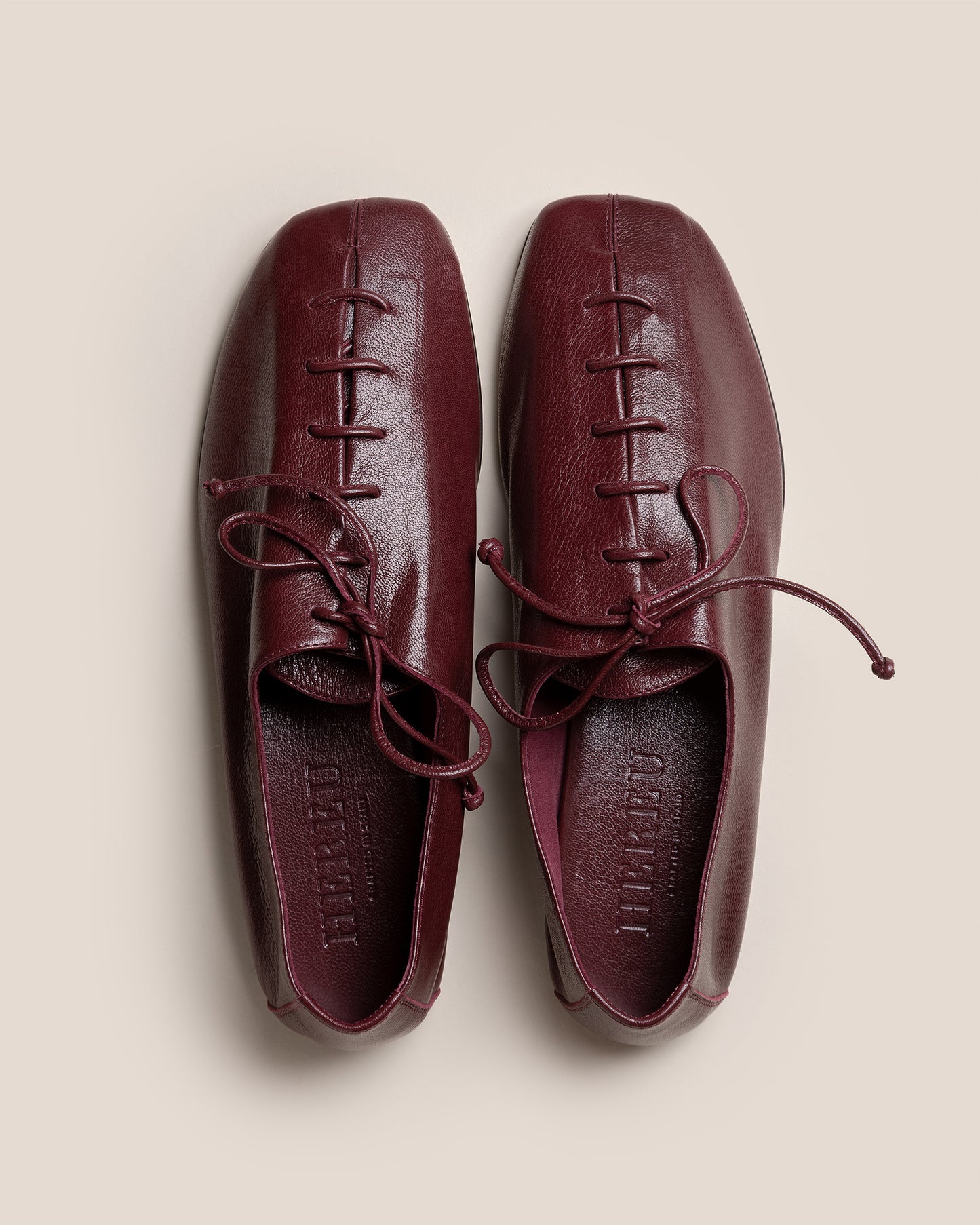 PLEGADA SHINY - Deconstructed Lace-up Shoe