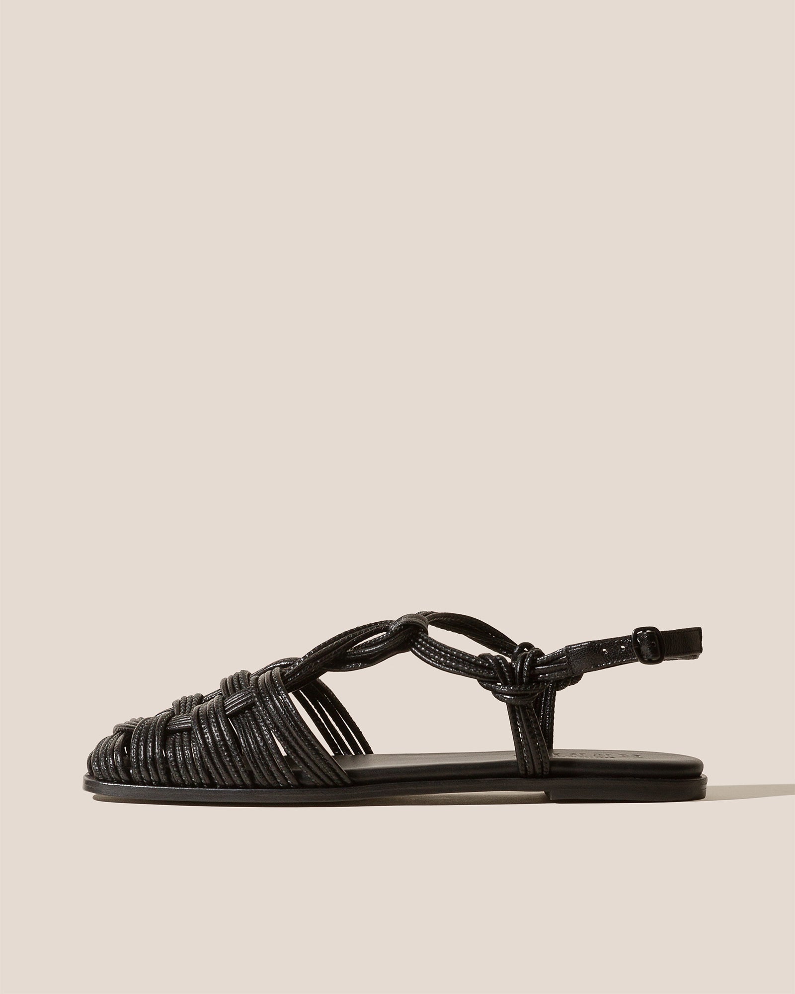【HEREU】MANTELLA SUPPLE SHINY Strappy Fisherman Sandal MANTELLA SUPPLE SHINY - Strappy Fisherman Sandal – Hereu Studio