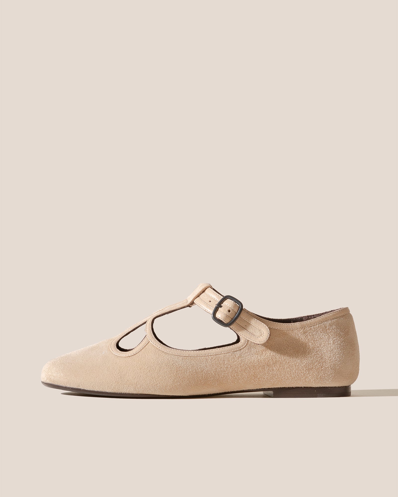 ONDARA SUEDE - Flat Cut-out Shoe – Hereu Studio
