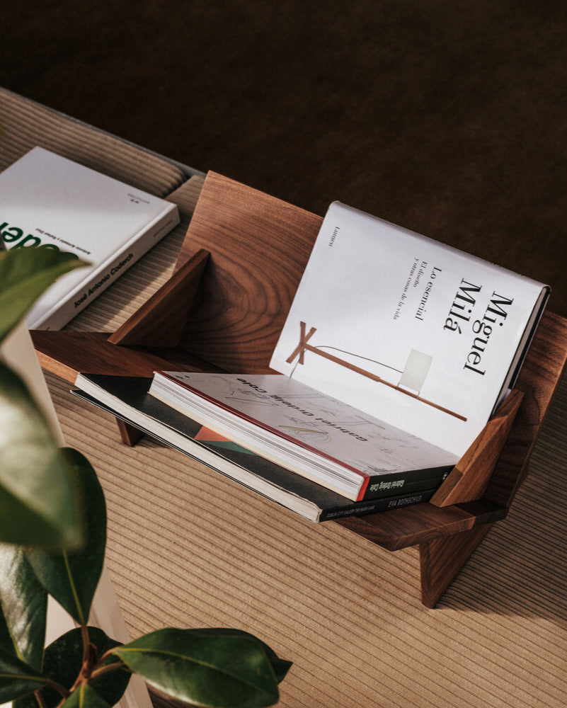 OAKLAND - Bookcase by Santa & Cole