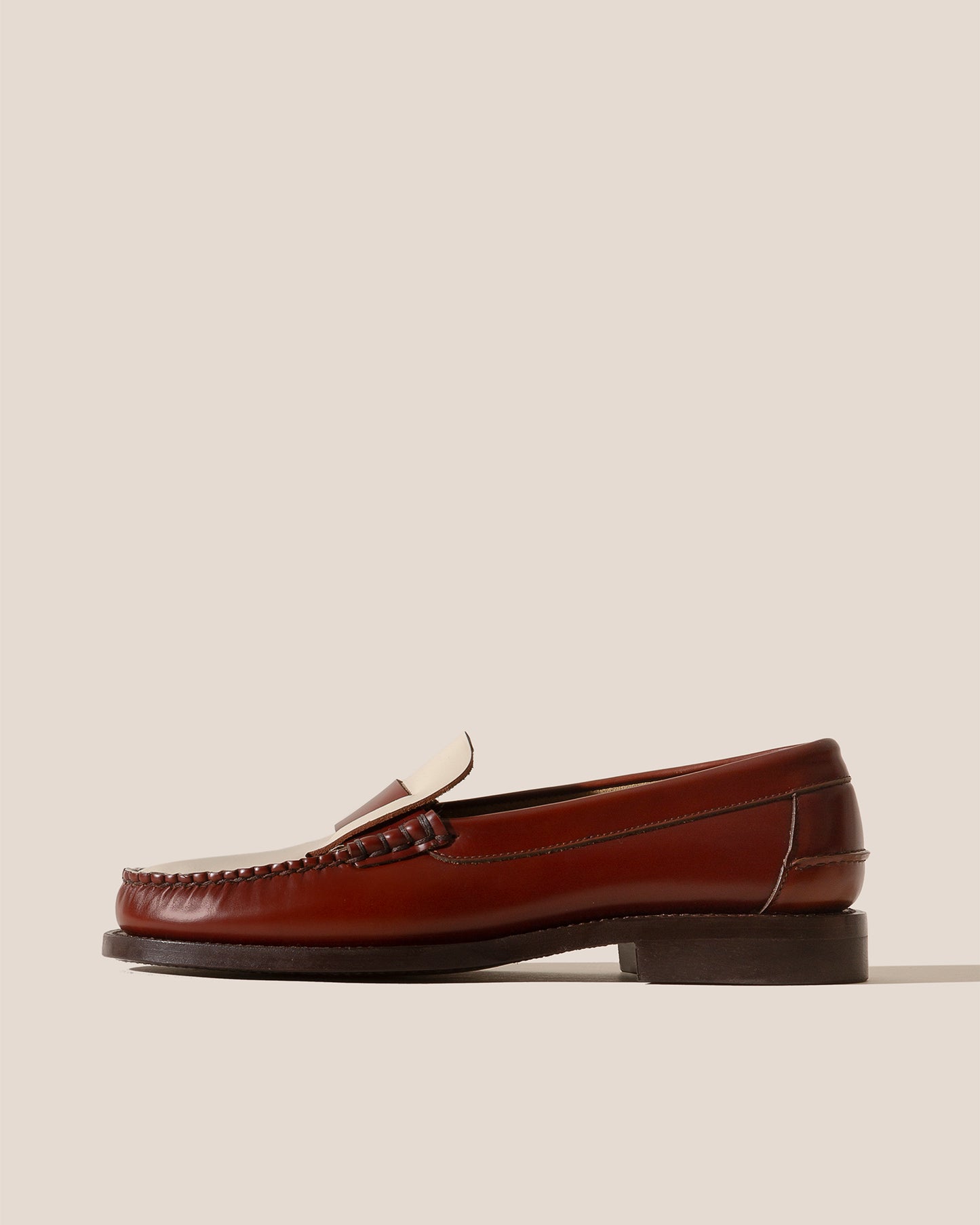 SINEU R BICOLOUR - Interlaced-detail Slip-on Loafer