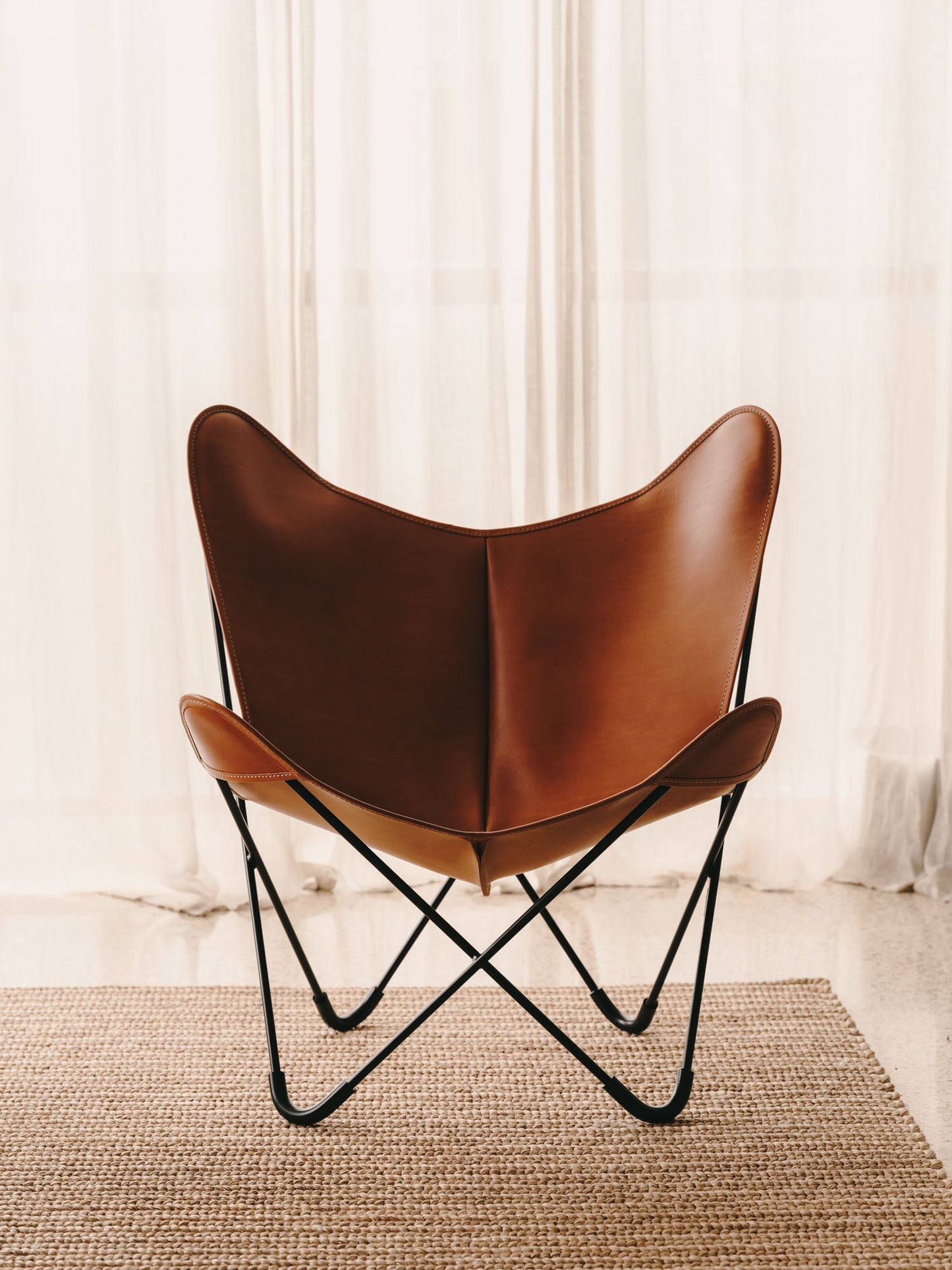 BONET BKF CHAIR - Butterfly Leather Chair by Bonet, Ferrari & Kurchan