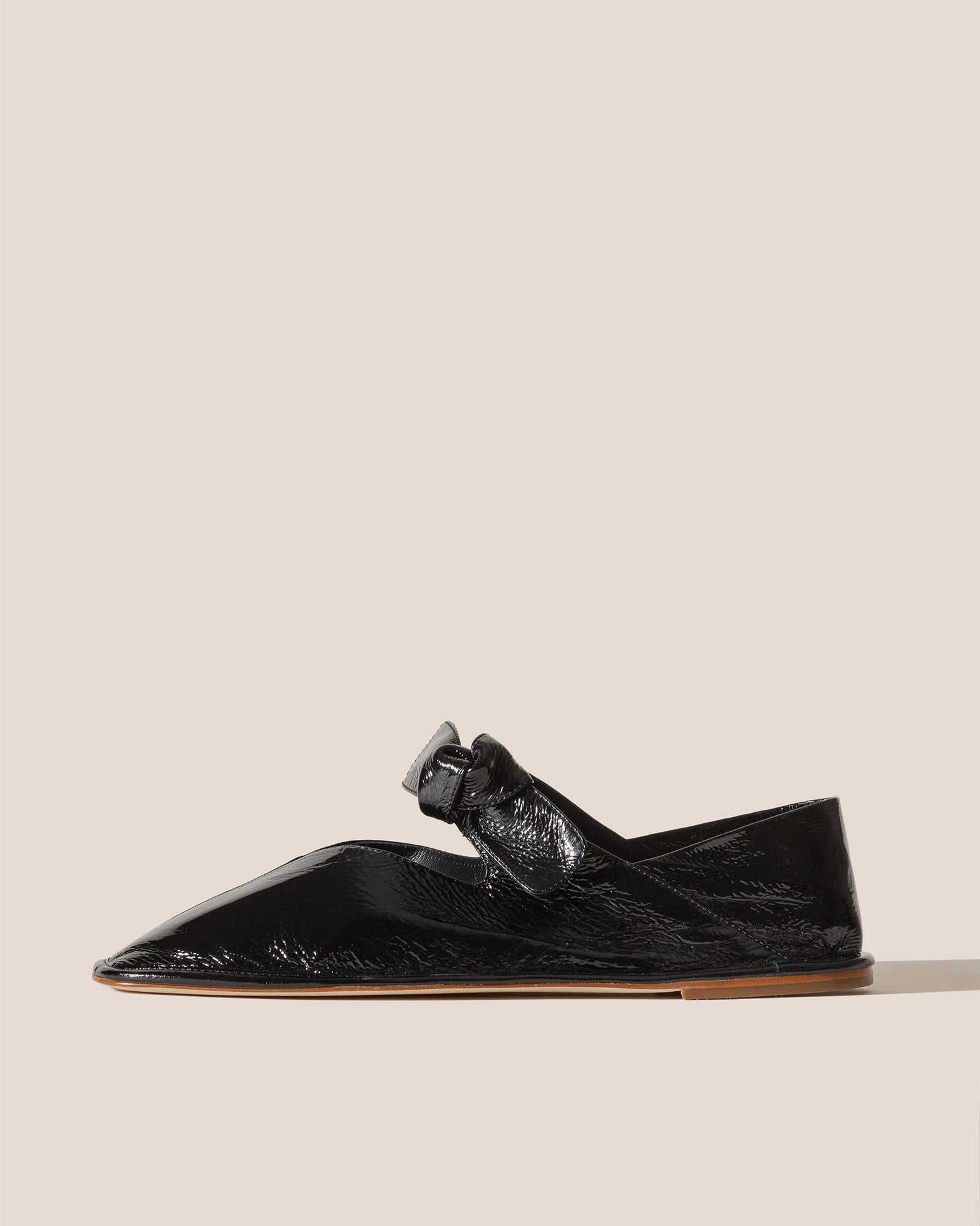 PLEGADA CRINKLED GLOSSY - Deconstructed Lace-up Shoe – Hereu Studio