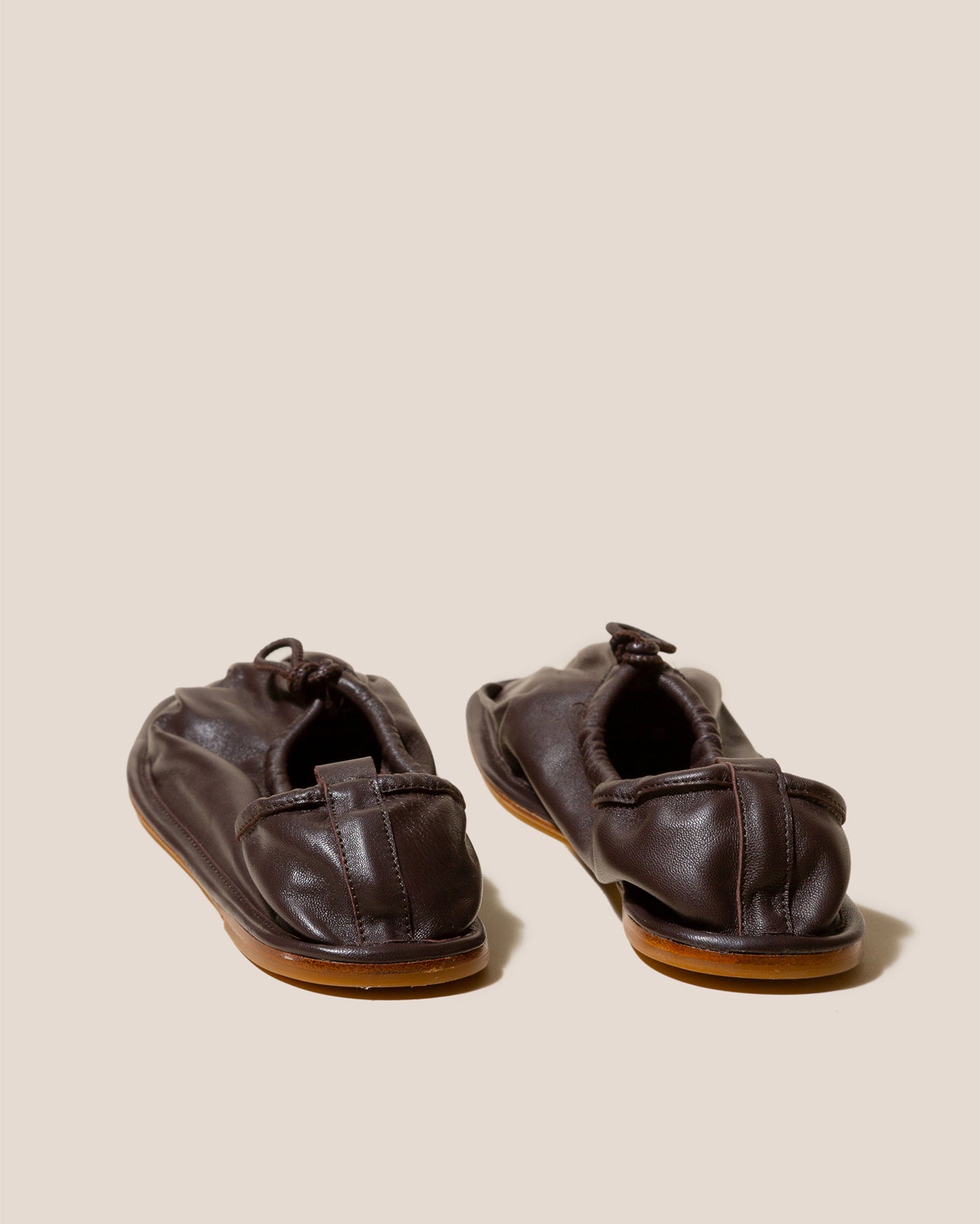 PUNTERA - Pleated-Toe Pump