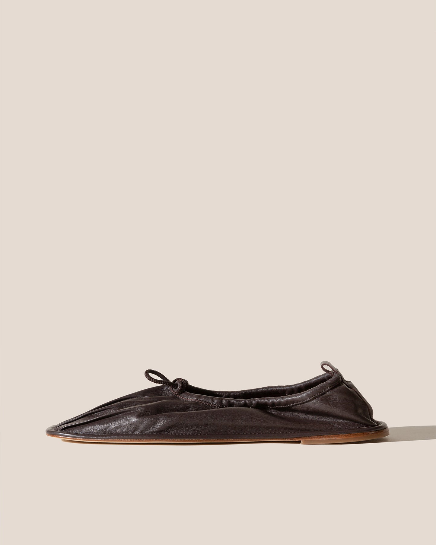 PUNTERA - Pleated-Toe Pump