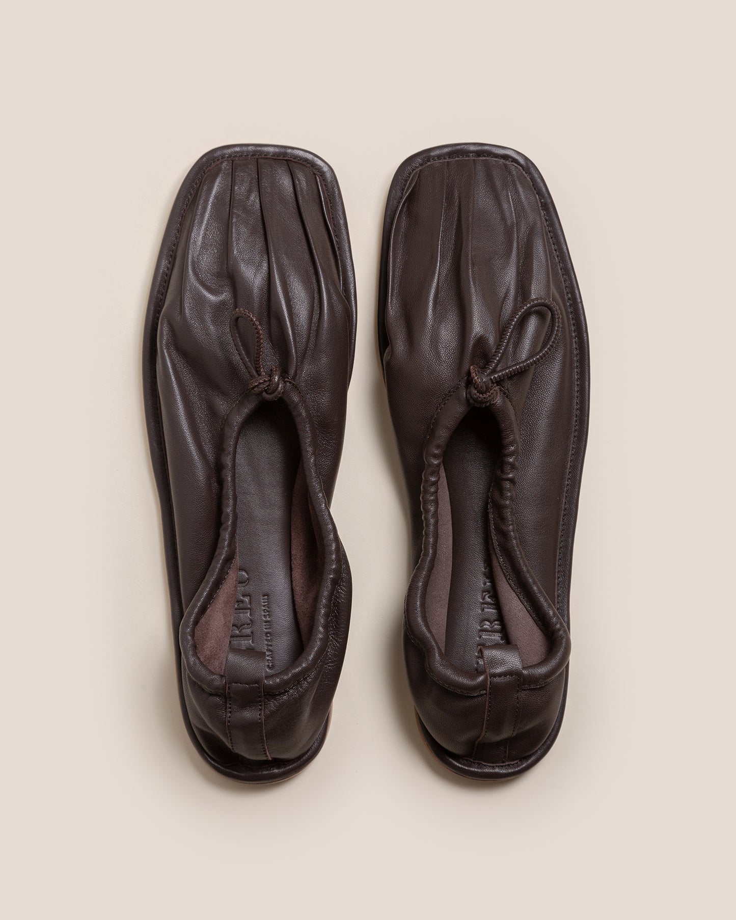 PUNTERA - Pleated-Toe Pump