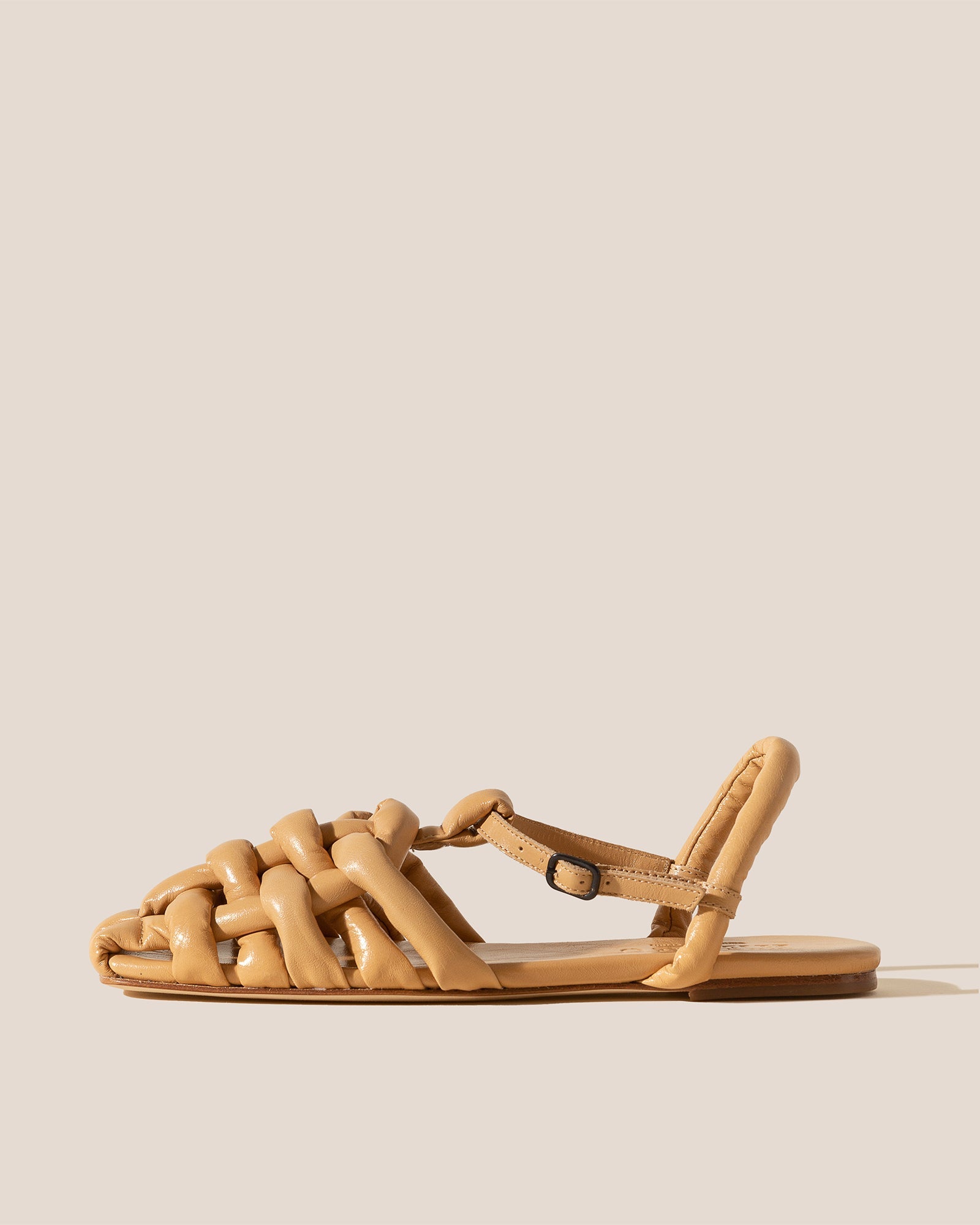 Zara padded best sale flat leather sandals