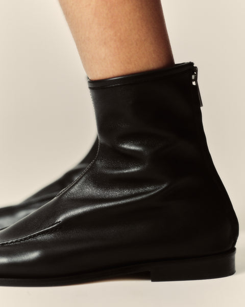 【関税込み】HEREU ブラック Juliol ブーツ JULIOL BOOT - Soft Low-calf Boot – Hereu Studio