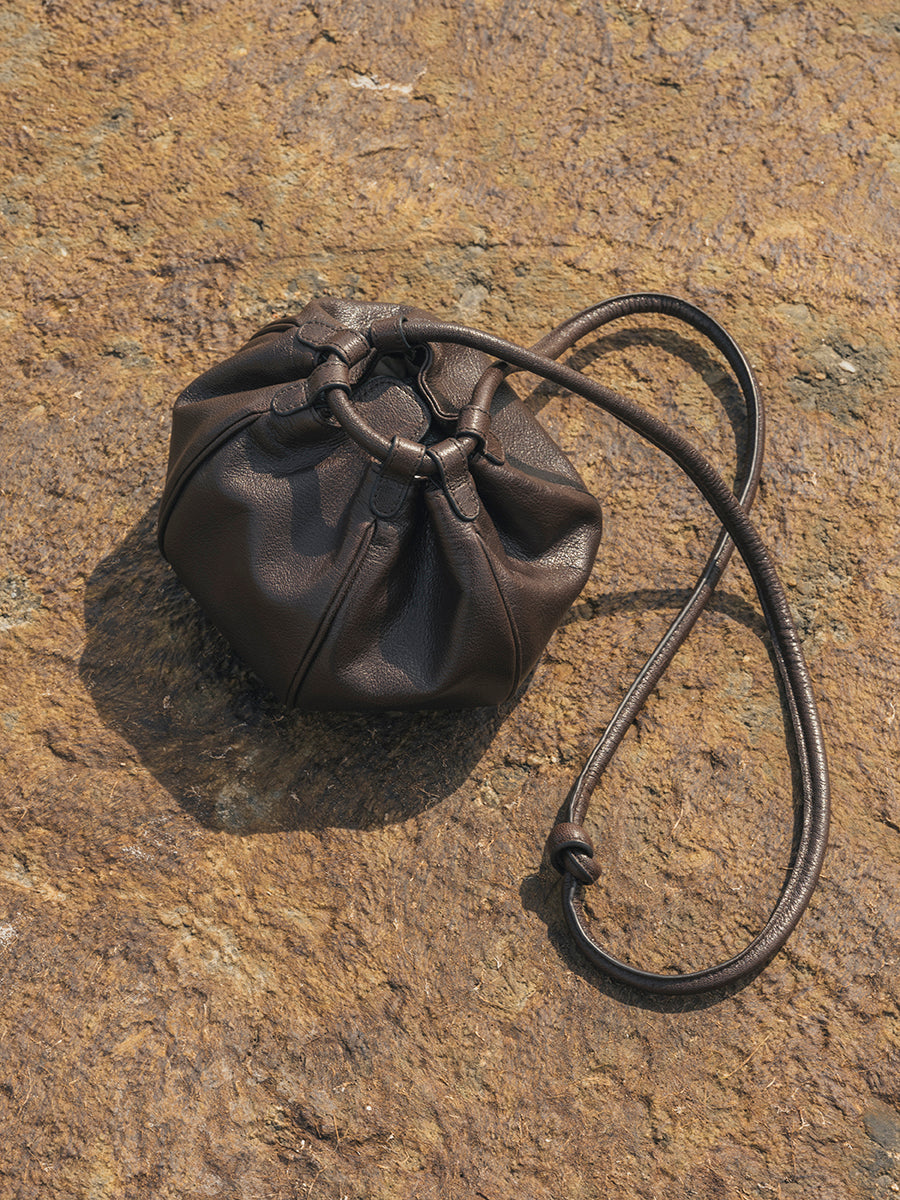 GLOBUL MINI SUPPLE SHINY - Balloon-Shaped Crossbody Bag