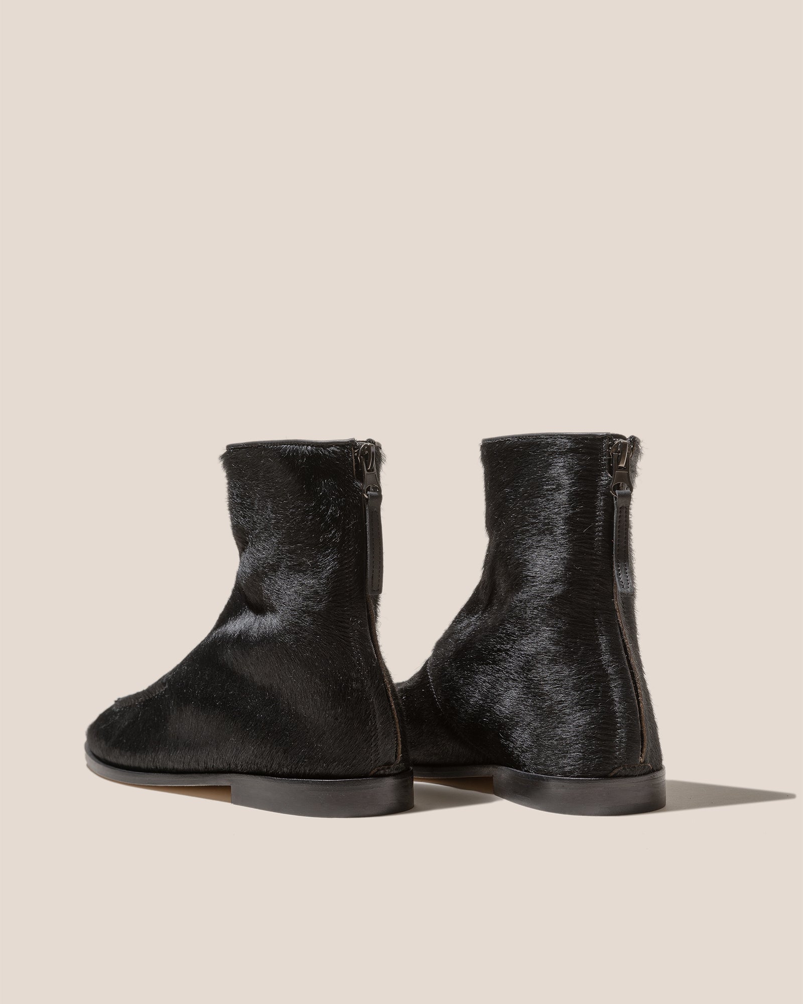 【関税込み】HEREU ブラック Tabella ブーツ Hereu Anella interwoven-detail Boots | Black | FARFETCH