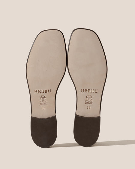 PLEGADA SHINY - Deconstructed Lace-up Shoe