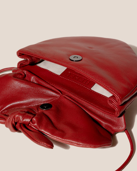 CORET - Heart-Shaped Crossbody Bag