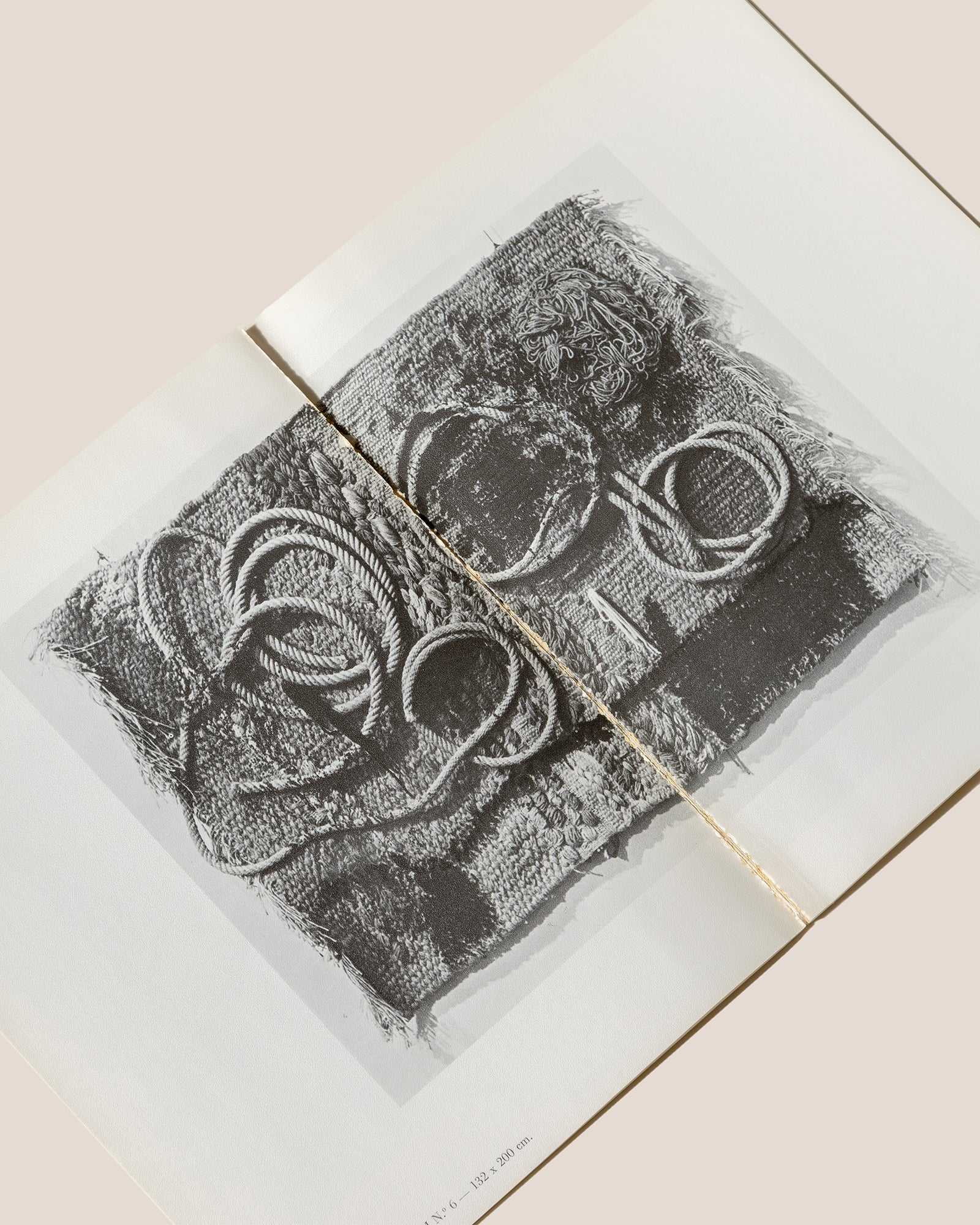 JOAN MIRÓ. SOBRETEIXIMS I ESCULTURES - Catalogue Book – Hereu Studio