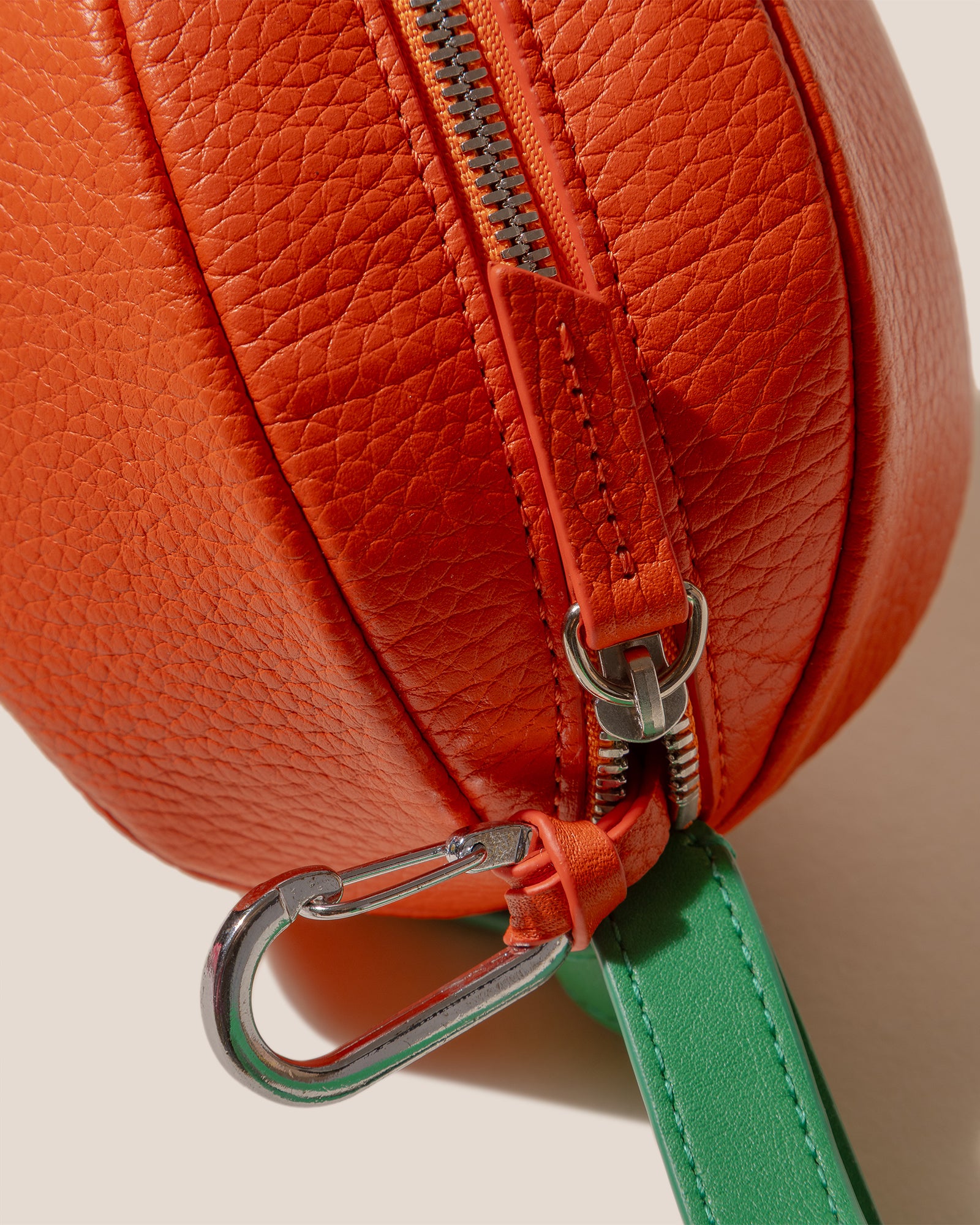 TARONJA PURSE - Orange-Shaped Leather Coin Purse