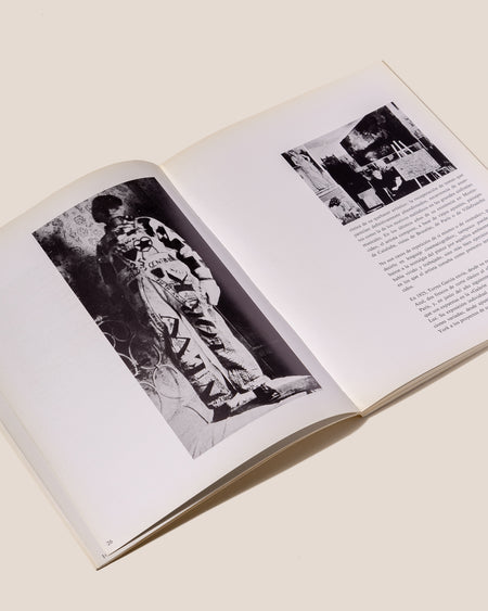 J. TORRES GARCIA. EXPOSICIÓN ANTOLÓGICA - Museo de Arte Moderno Book