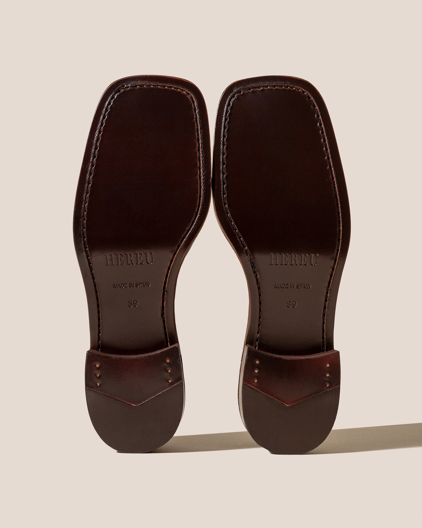 AINA POLISHED - Fringed Slip-On Loafer