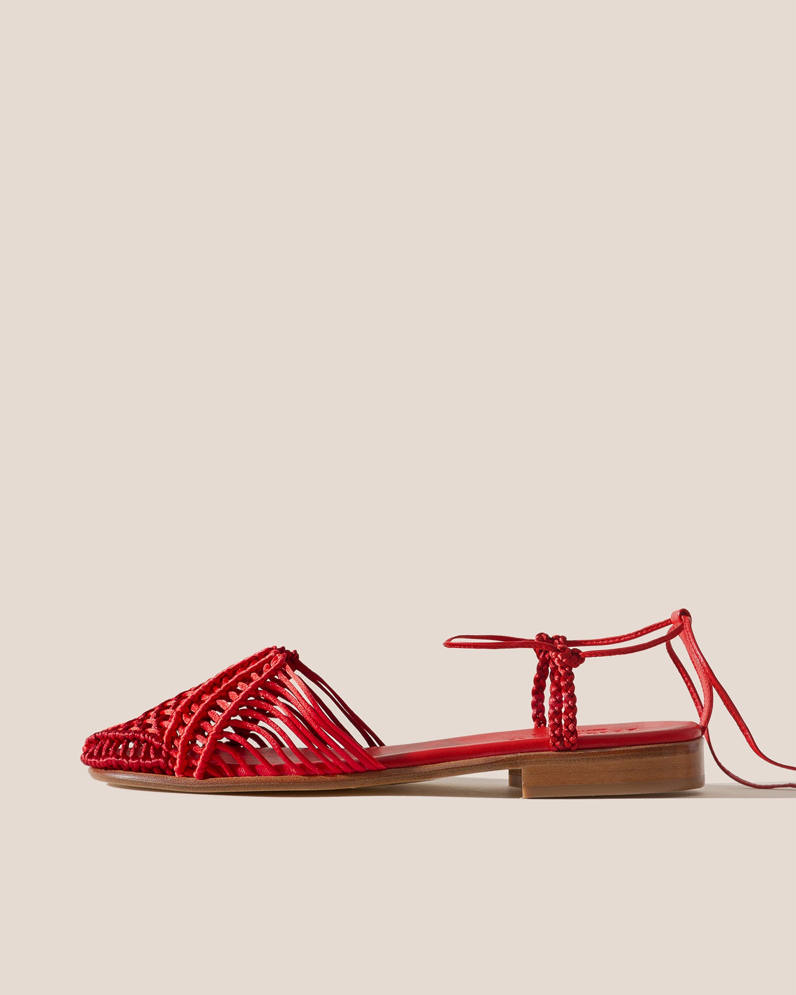 スペイン発♪ HEREU☆ MANTERA - Round-Toe Knotted Sandal MANTERA - Round-Toe Knotted Sandal – Hereu Studio