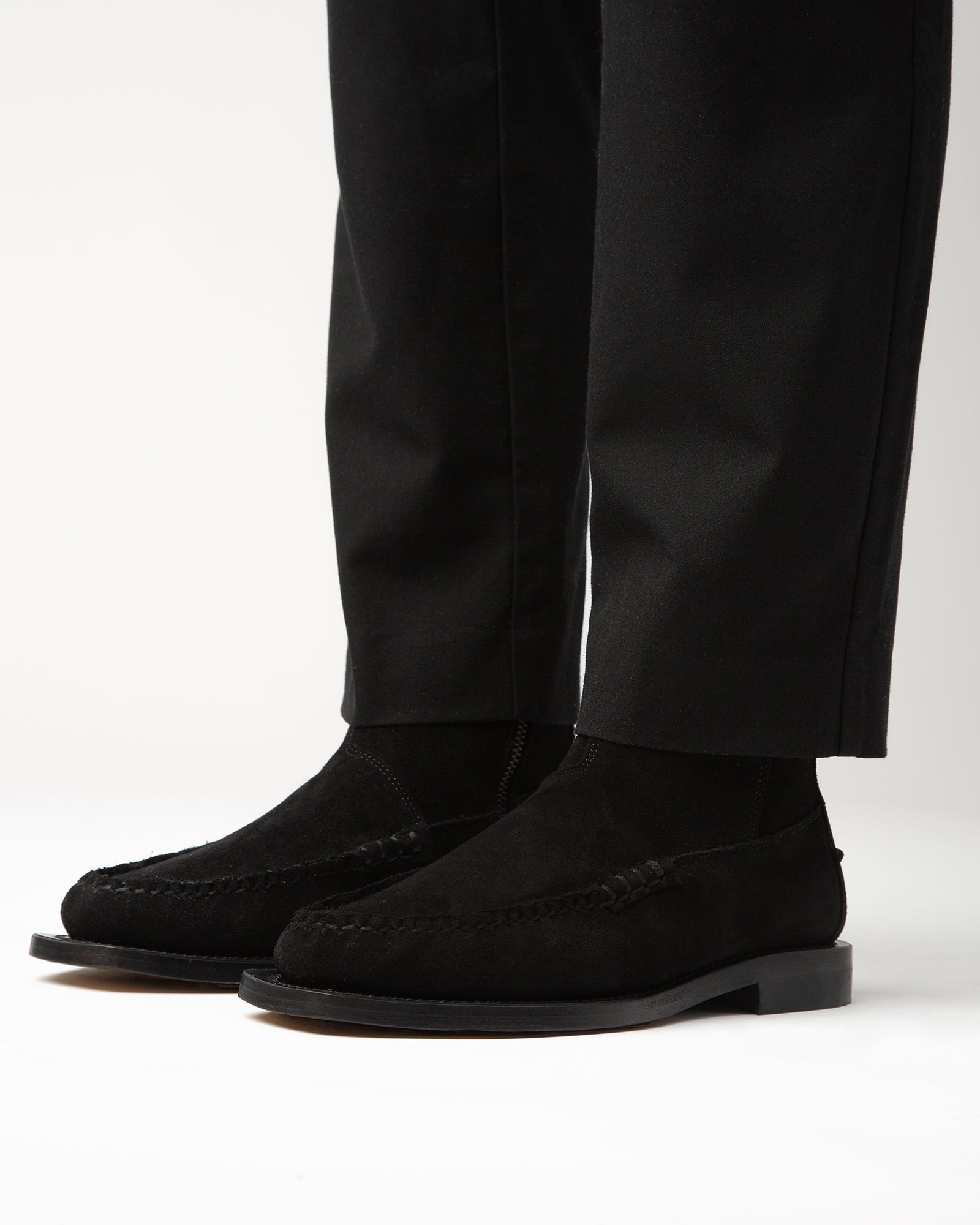 ANDREU SUEDE - Low-calf Zipped Boot