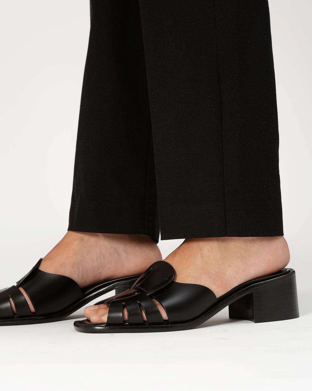 ANCORA SQUARED HEELED SLIDE - Heeled Fisherman Slide