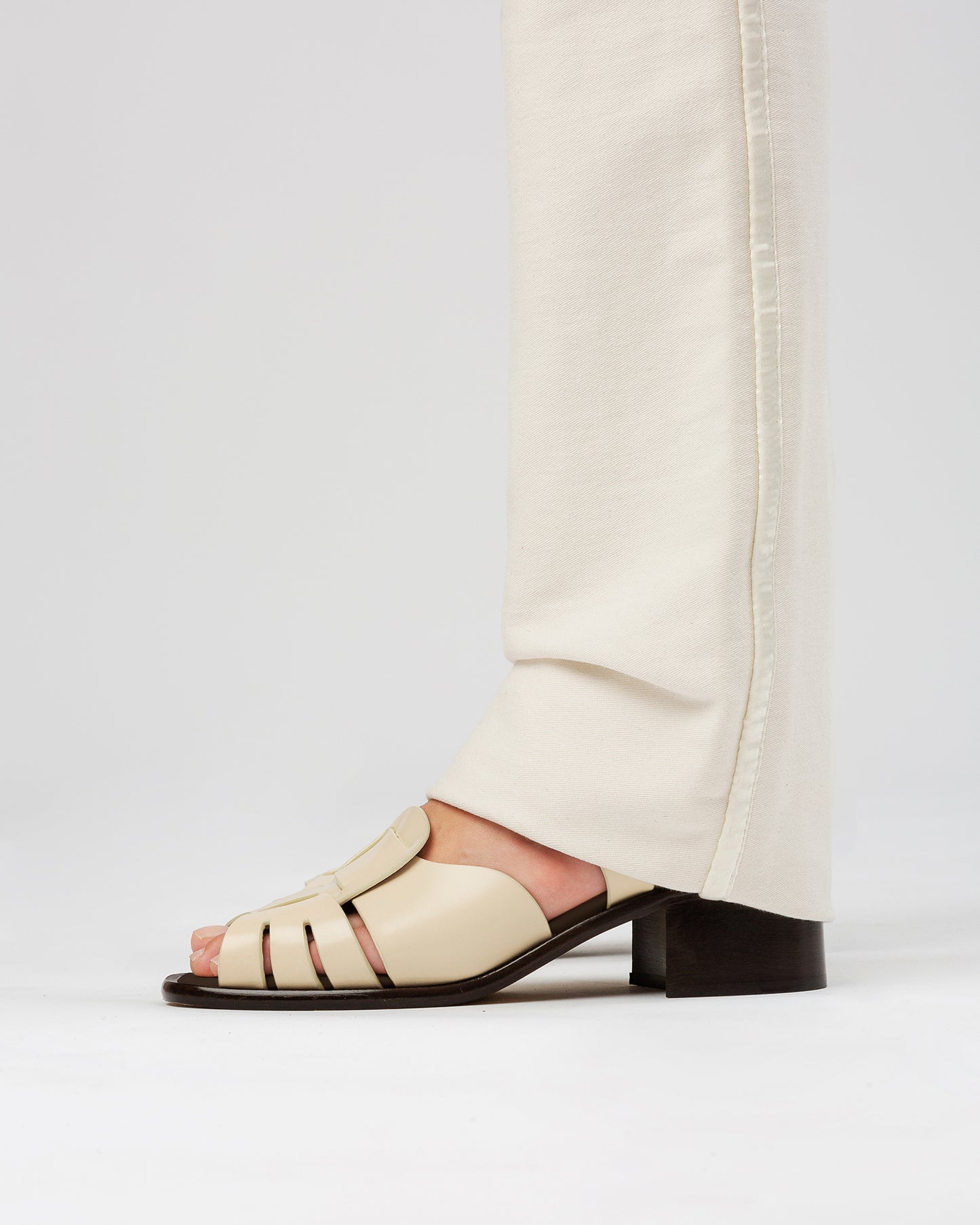 ANCORA SQUARED HEELED - Open-Toe Fisherman Sandal