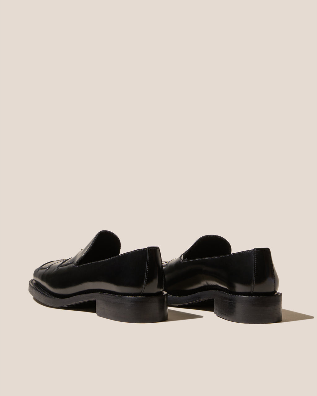 GUERA POLISHED - Interwoven Slip-On Loafer