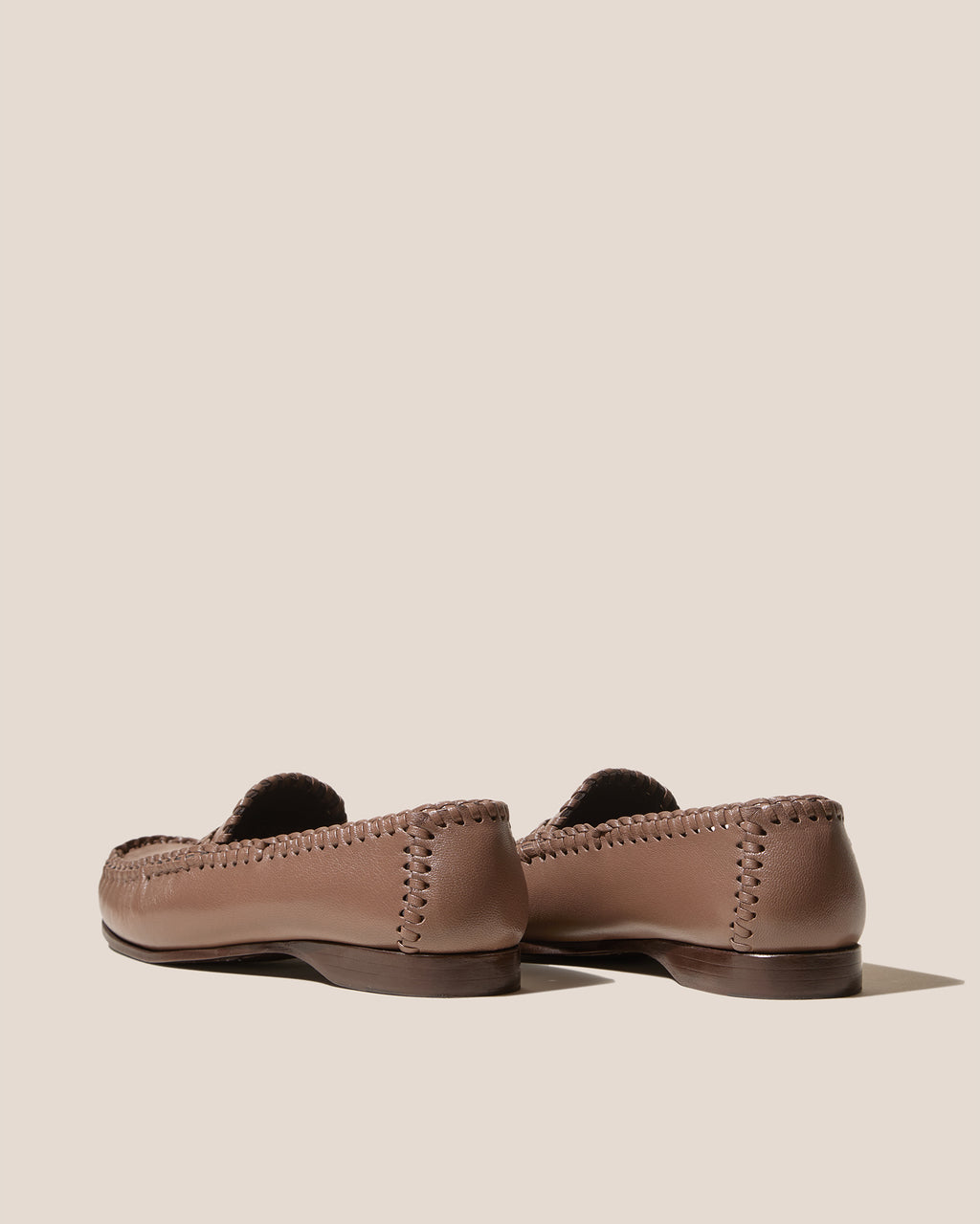 SASTRE SUPPLE SHINY - Braided Seam Slip-On Loafer