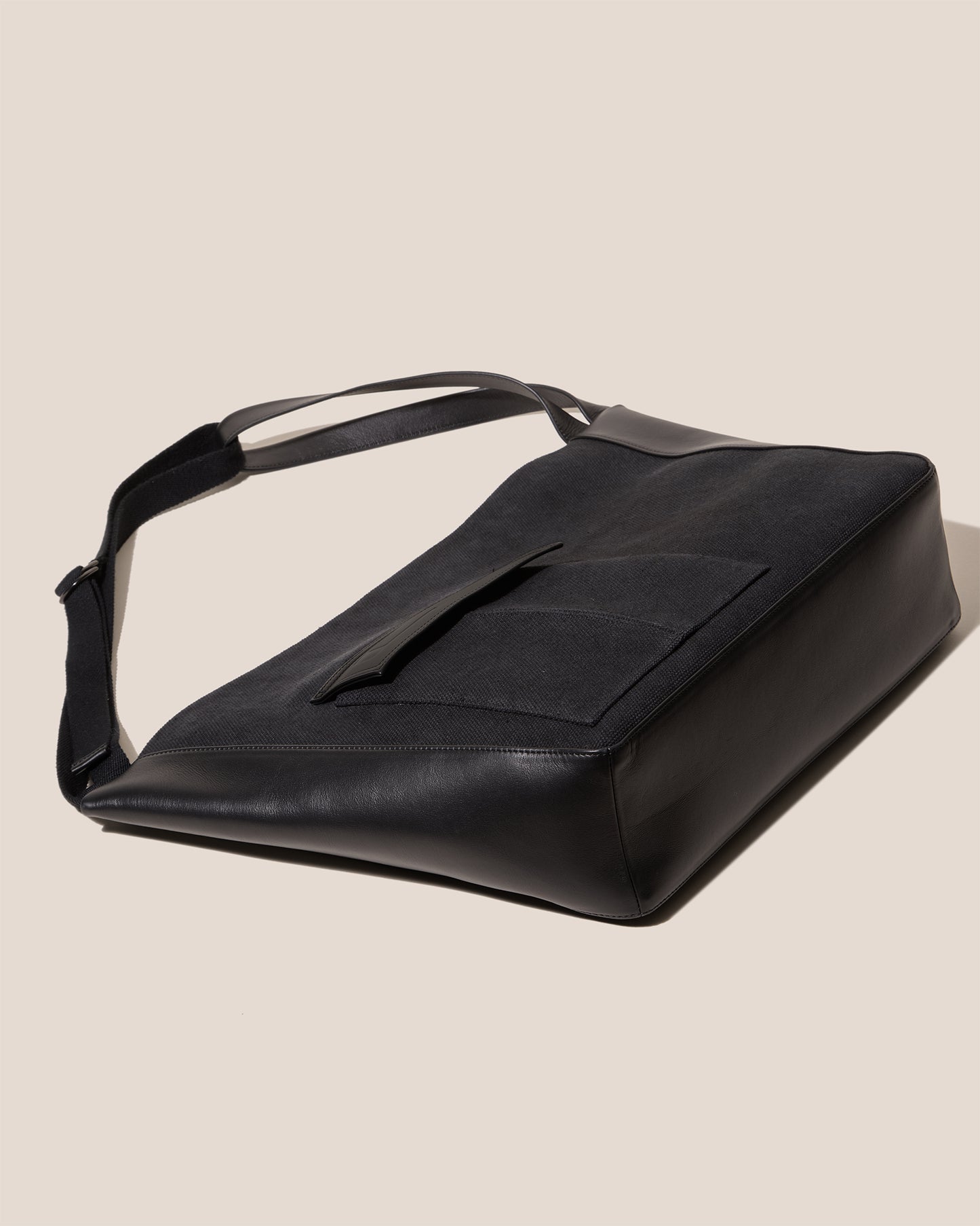 VINCLE L - Messenger Bag