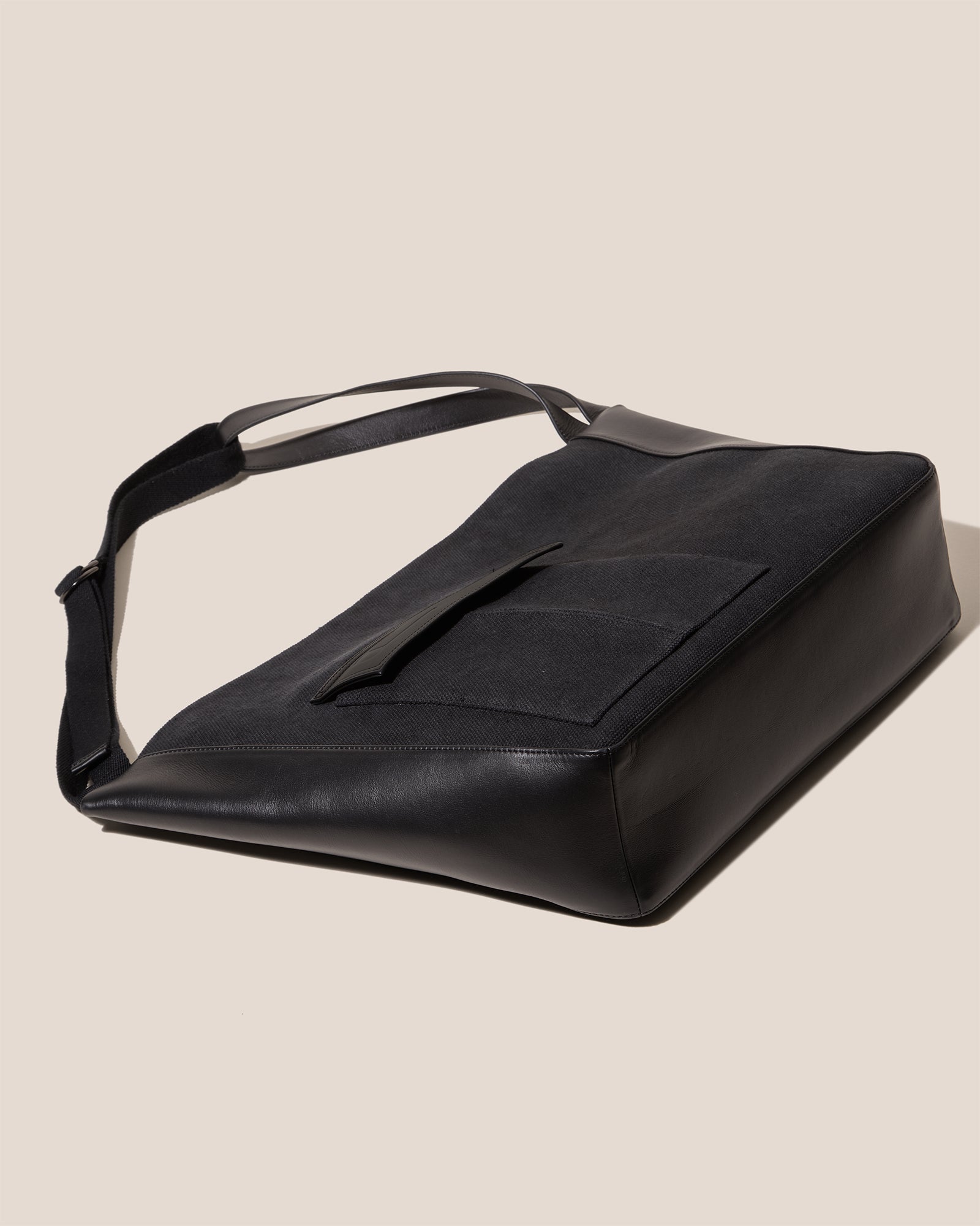 VINCLE L - Messenger Bag