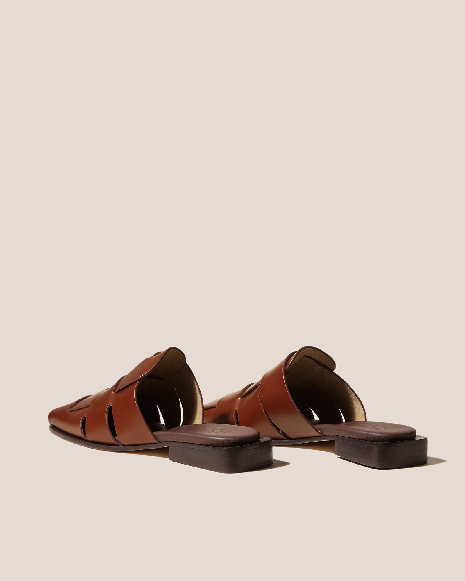 CORAIA - Interwoven Mule