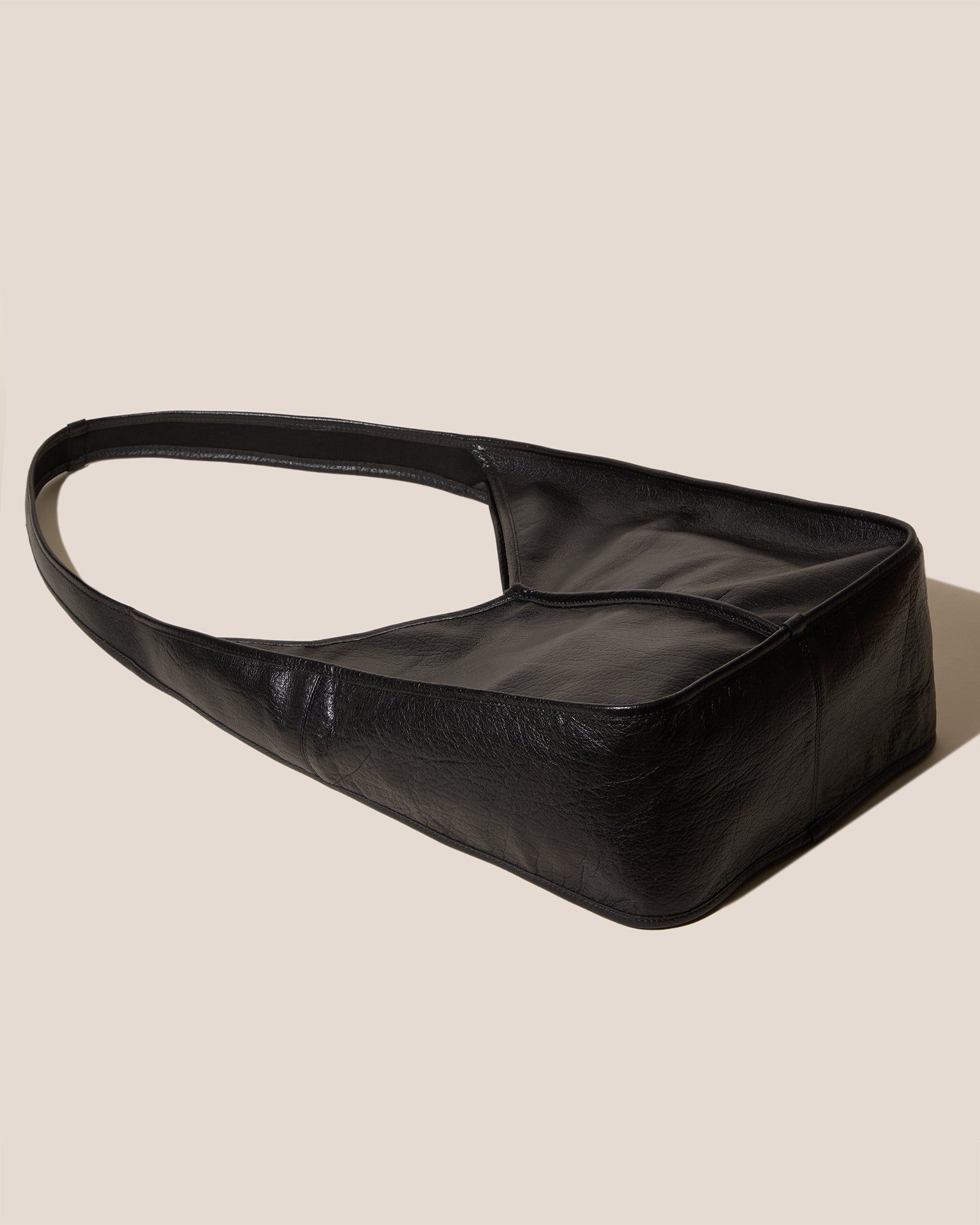 CALELLA CROSSBODY TUMBLED - Leather Crossbody Sac