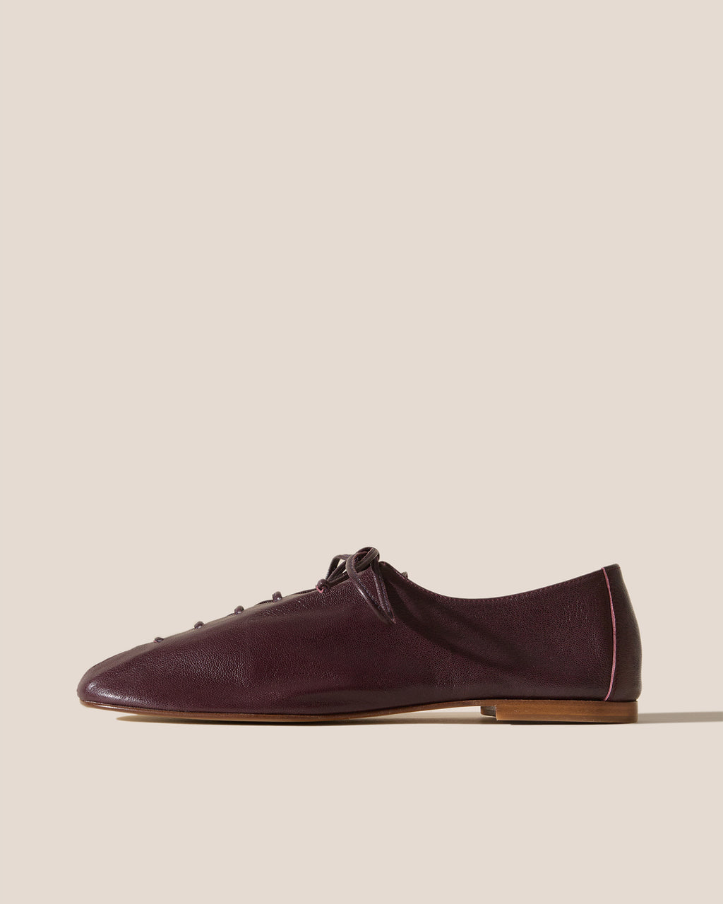 PLEGADA SHINY - FOR ALL - Deconstructed Lace-up Shoe