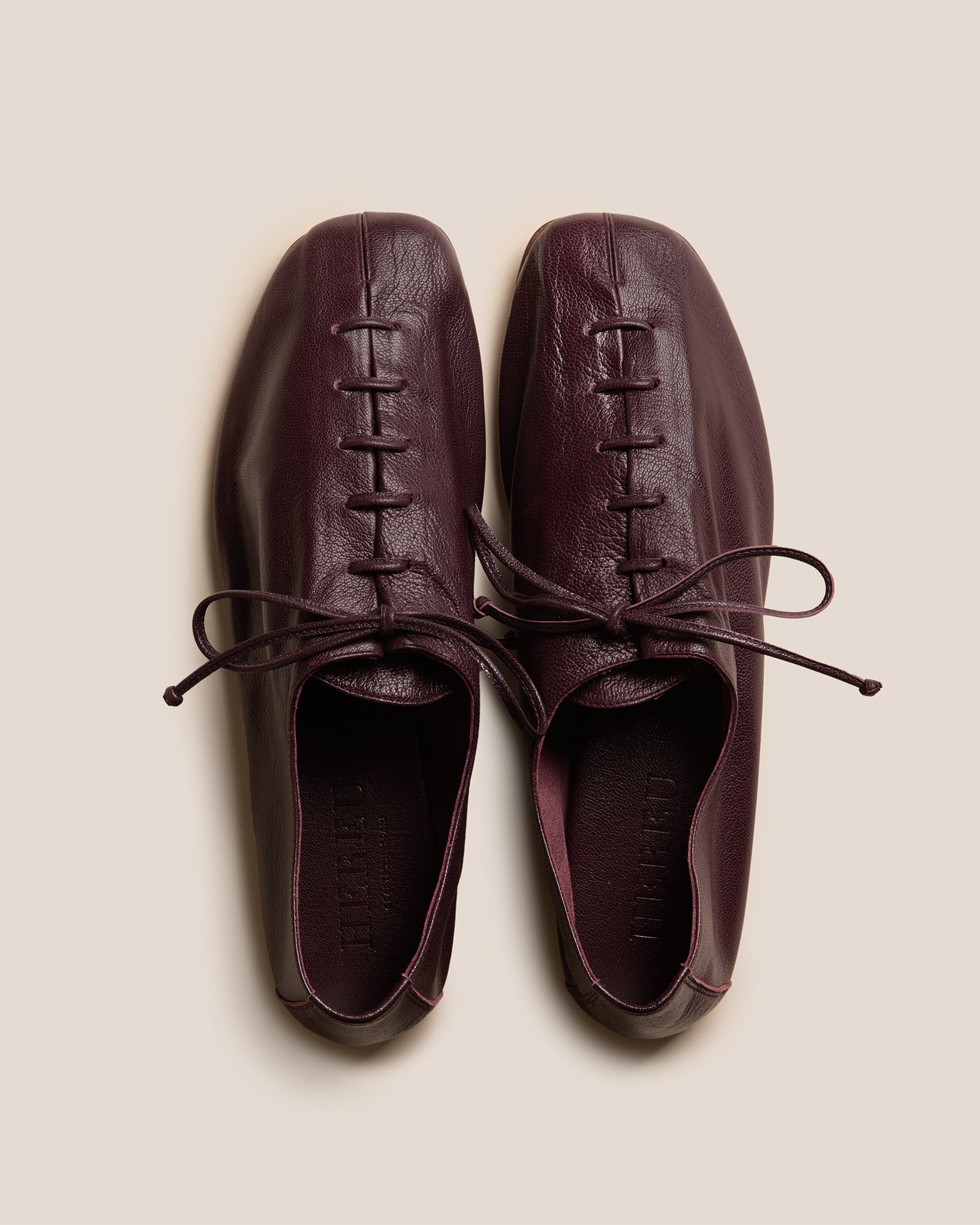 PLEGADA SHINY - FOR ALL - Deconstructed Lace-up Shoe