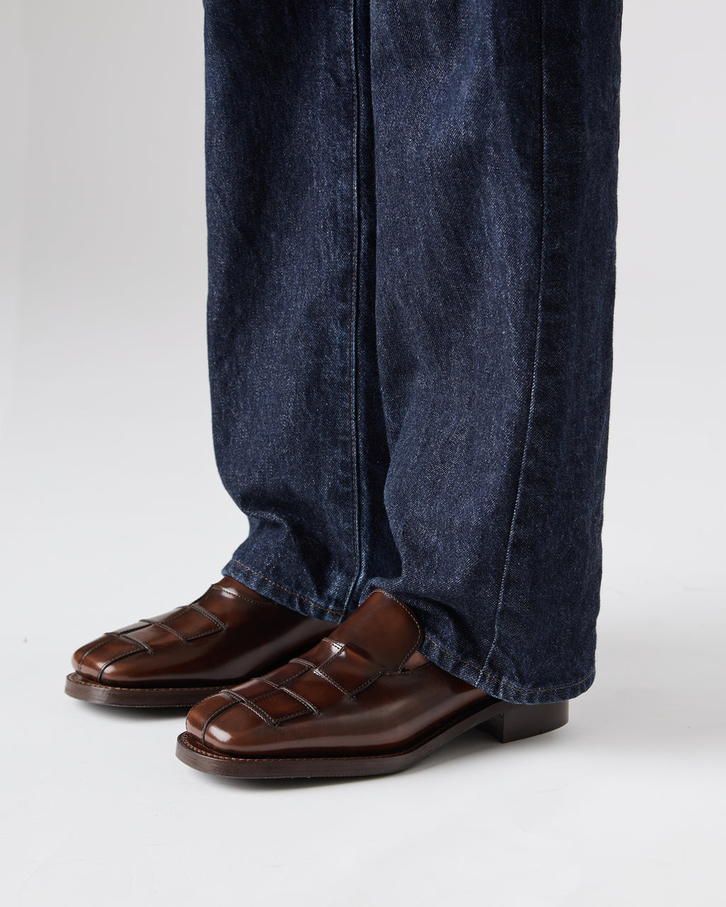 GUERA POLISHED - Interwoven Slip-On Loafer