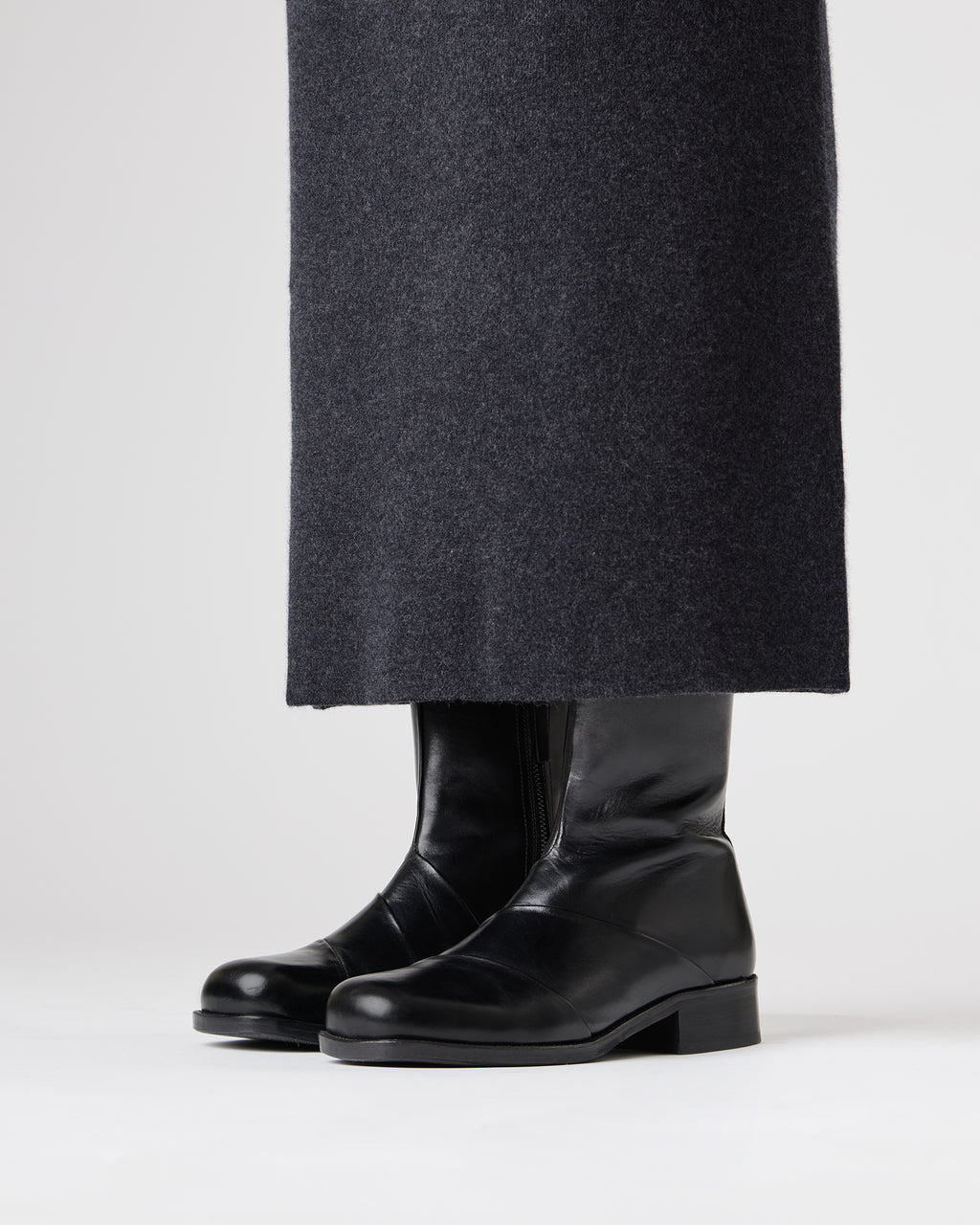 SENDRE - Men’s Square-Toe Low-Calf Zipped Boot