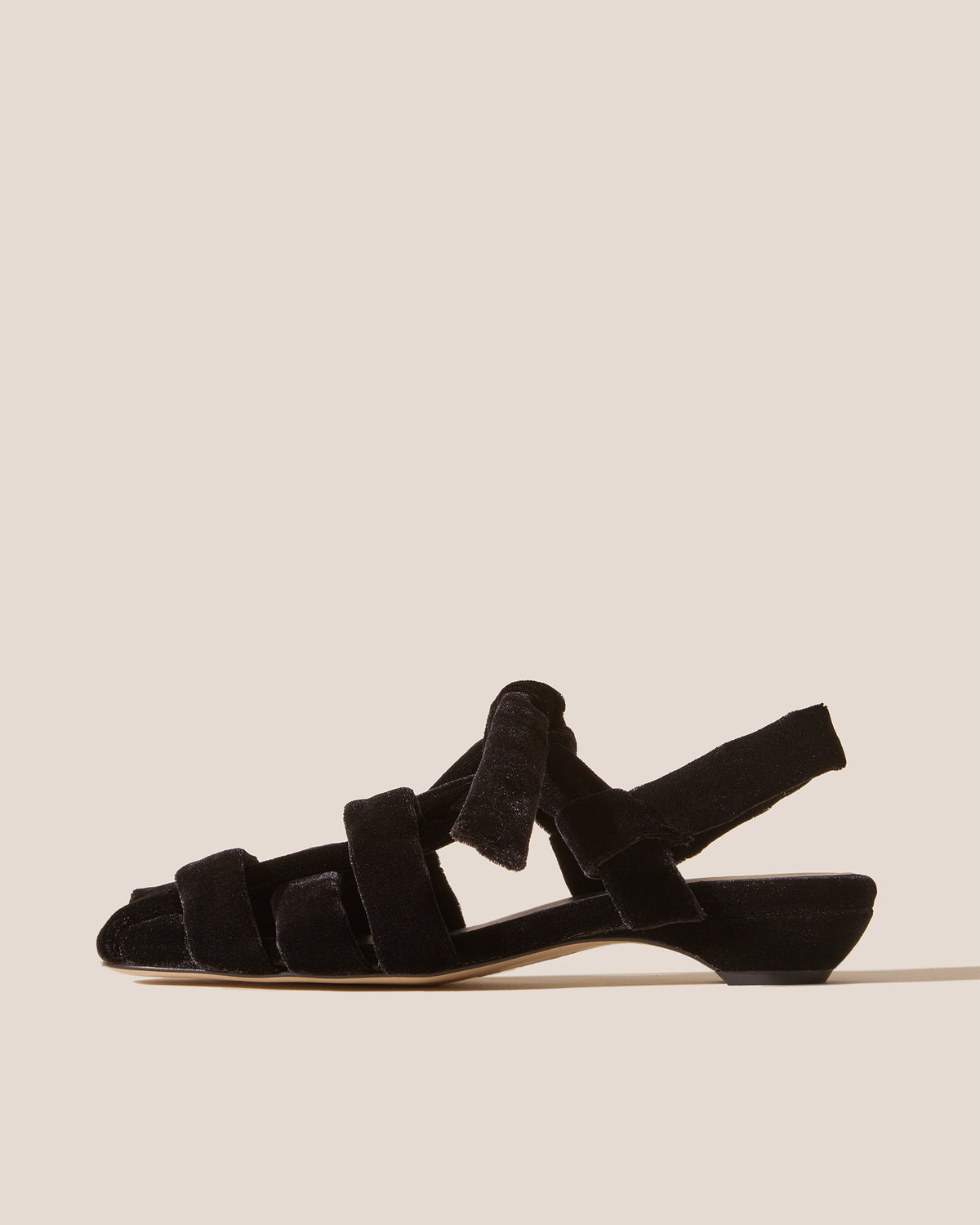 BENA MID VELVET - Interwoven Knotted T-Bar Heeled Sandal