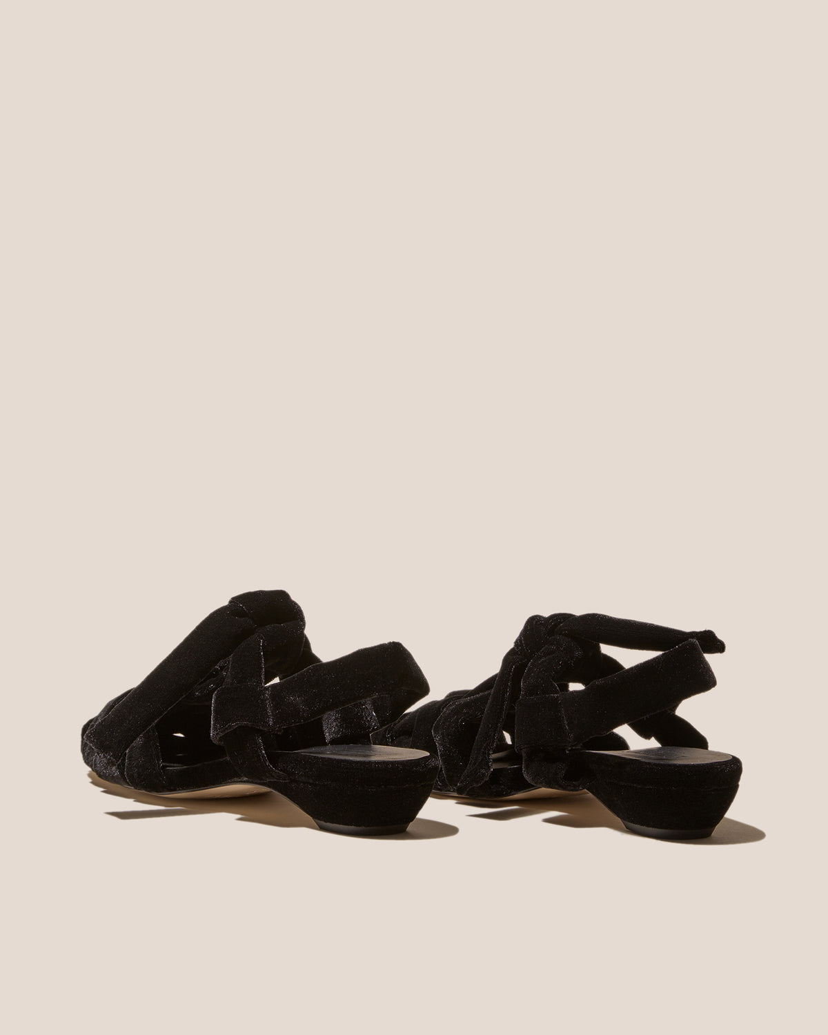 BENA MID VELVET - Interwoven Knotted T-Bar Heeled Sandal