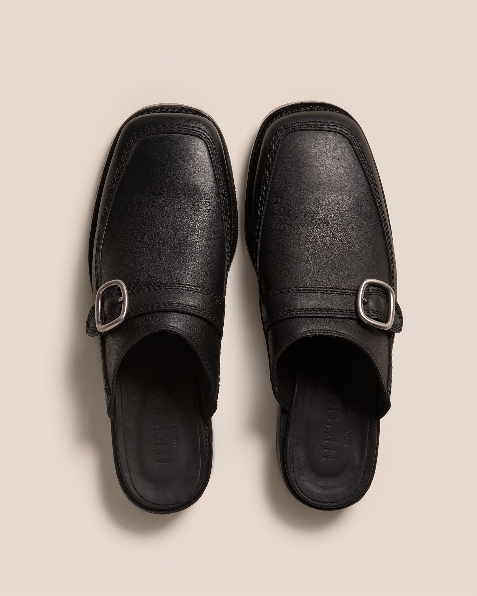 BERNAT MULE - Men’s Buckle-Detail Mule