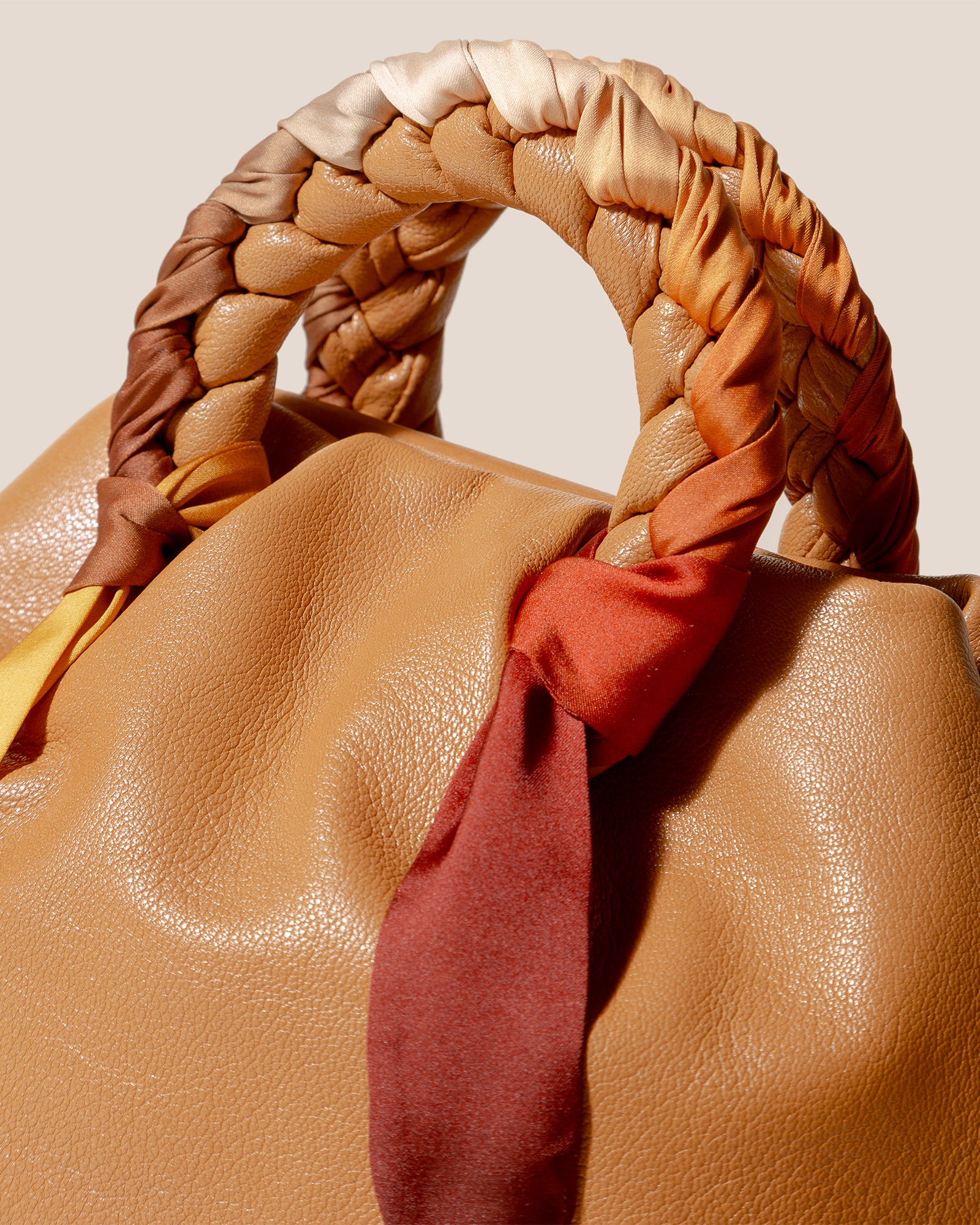 BOMBON M FOULARD - Medium Plaited-handle Leather Handbag – Hereu
