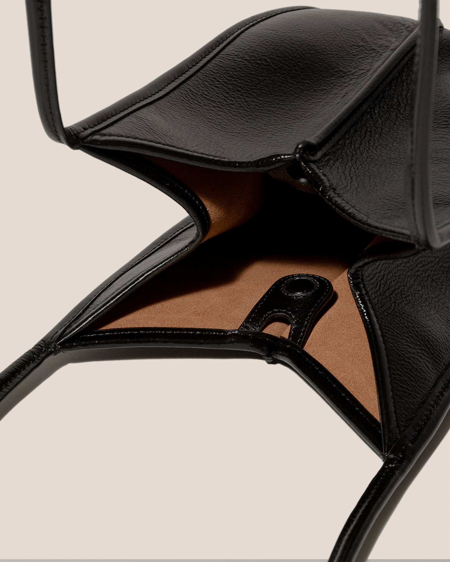 CALELLA BUCKET LEATHER - Leather-trimmed Shoulder Bag